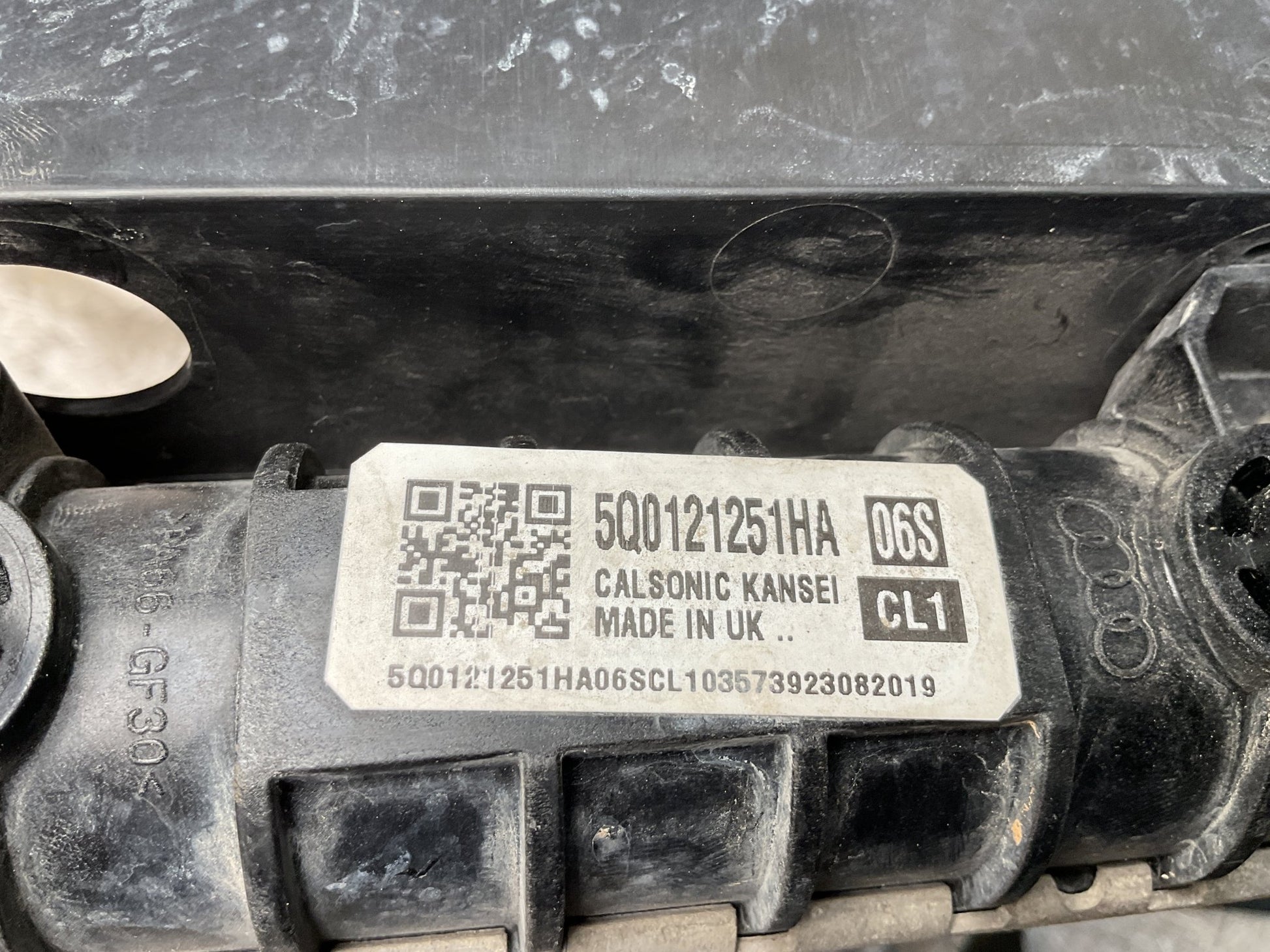 Radiador VW 5Q0121251HA - 