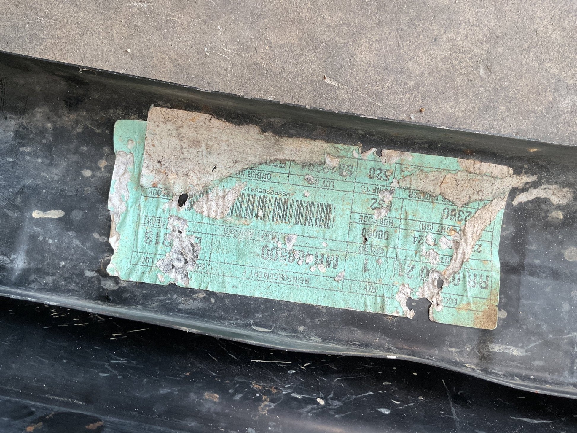 Refuerzo paragolpes delantero Mitsubishi Pajero Pinin - MR468500