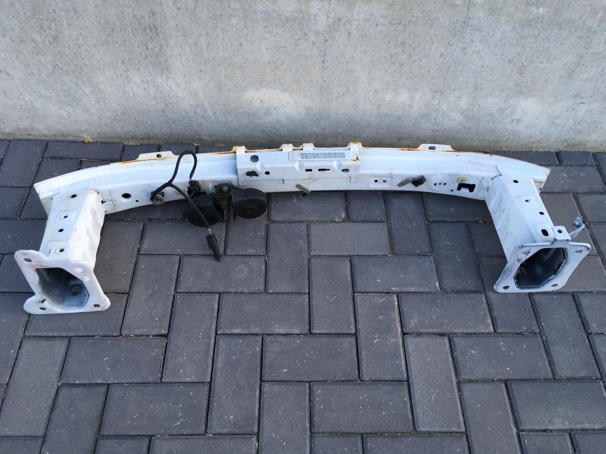 Refuerzo paragolpes Ford 3M51R000K70AA - 3M51R000K70AA