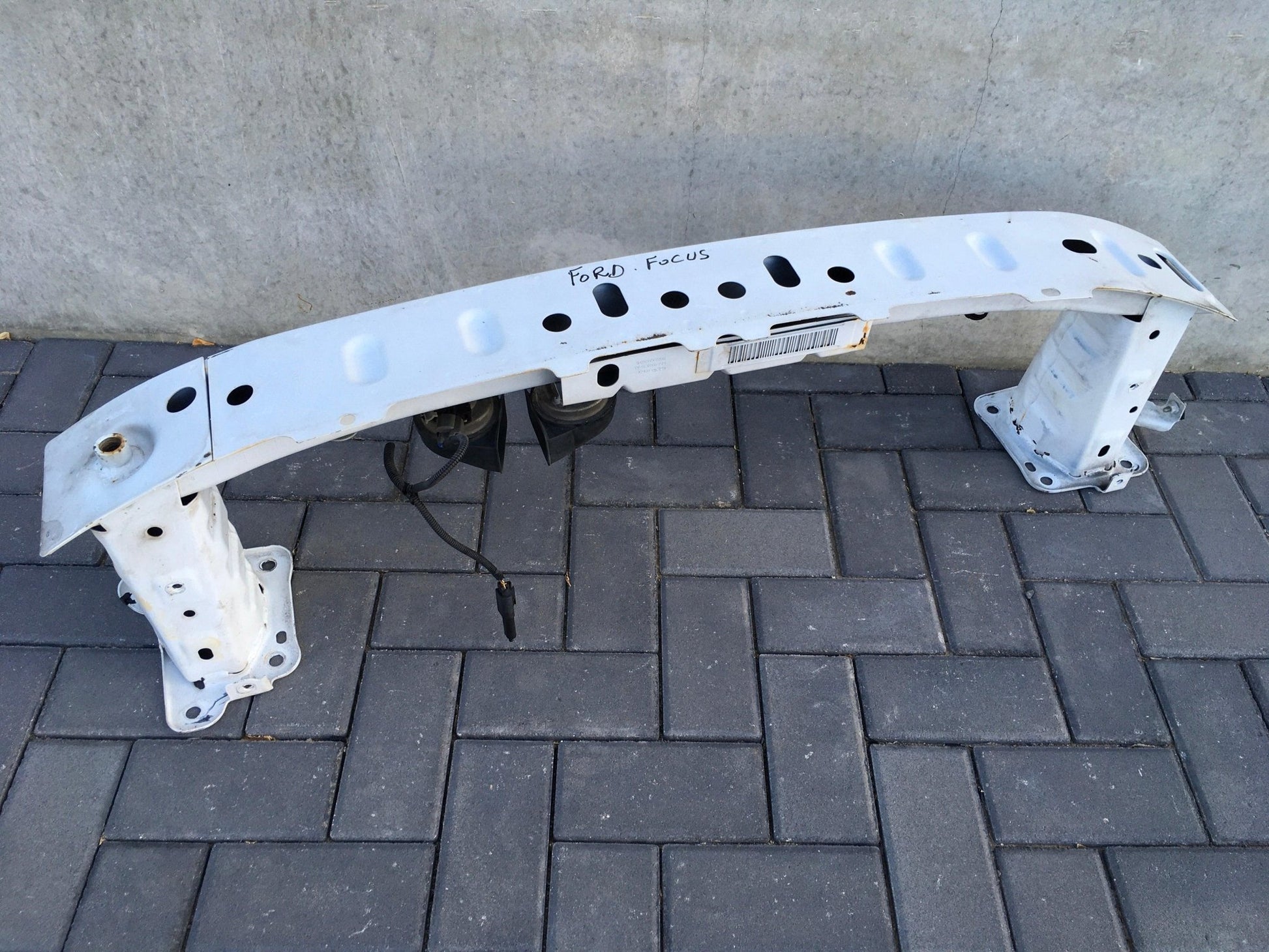 Refuerzo paragolpes Ford 3M51R000K70AA - 3M51R000K70AA