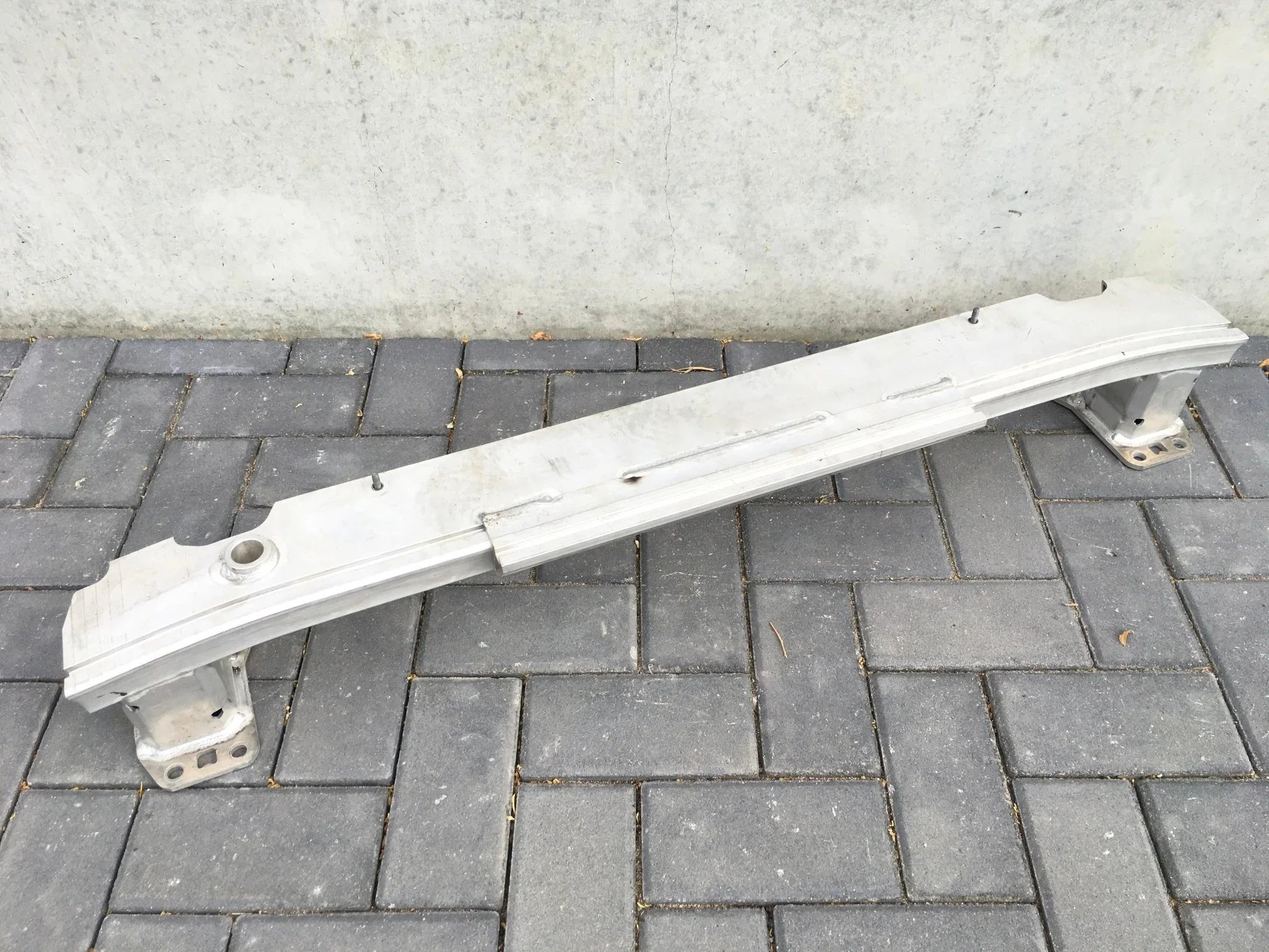 Refuerzo paragolpes trasero Porsche 992