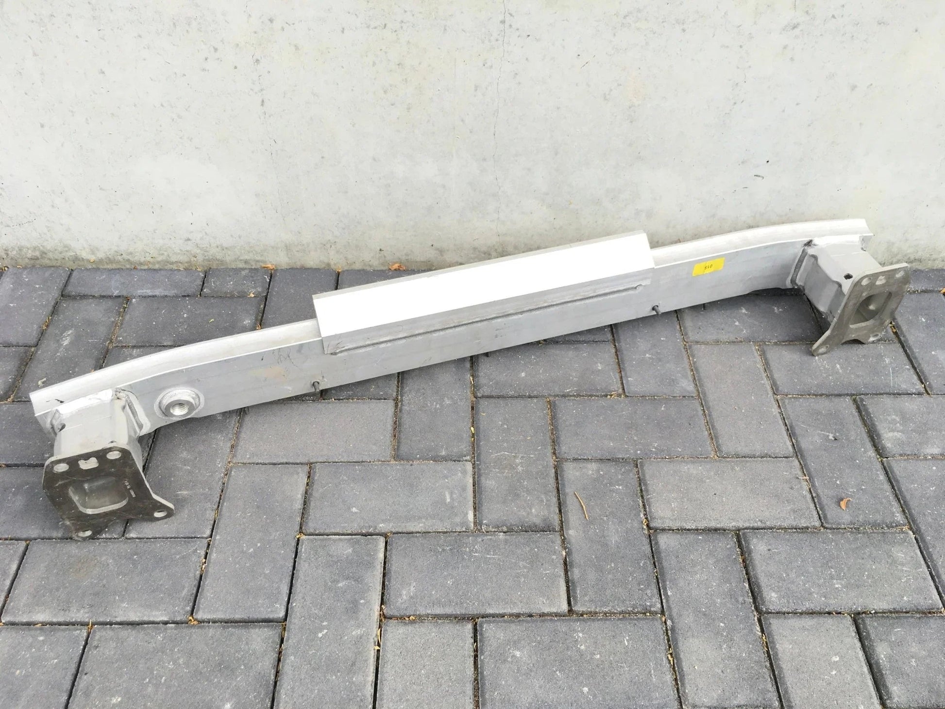 Refuerzo paragolpes trasero Porsche 992
