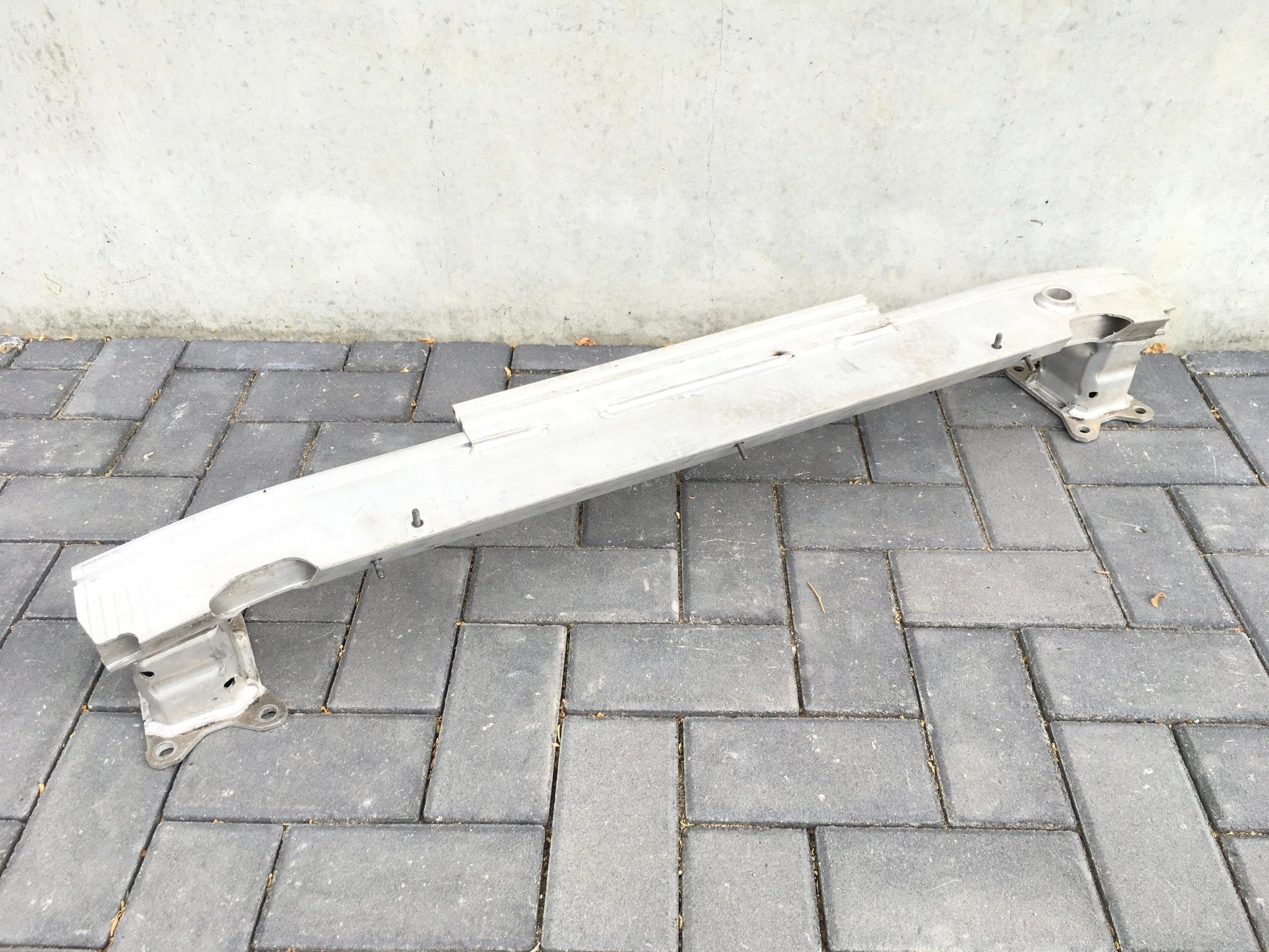 Refuerzo paragolpes trasero Porsche 992 - 992807089