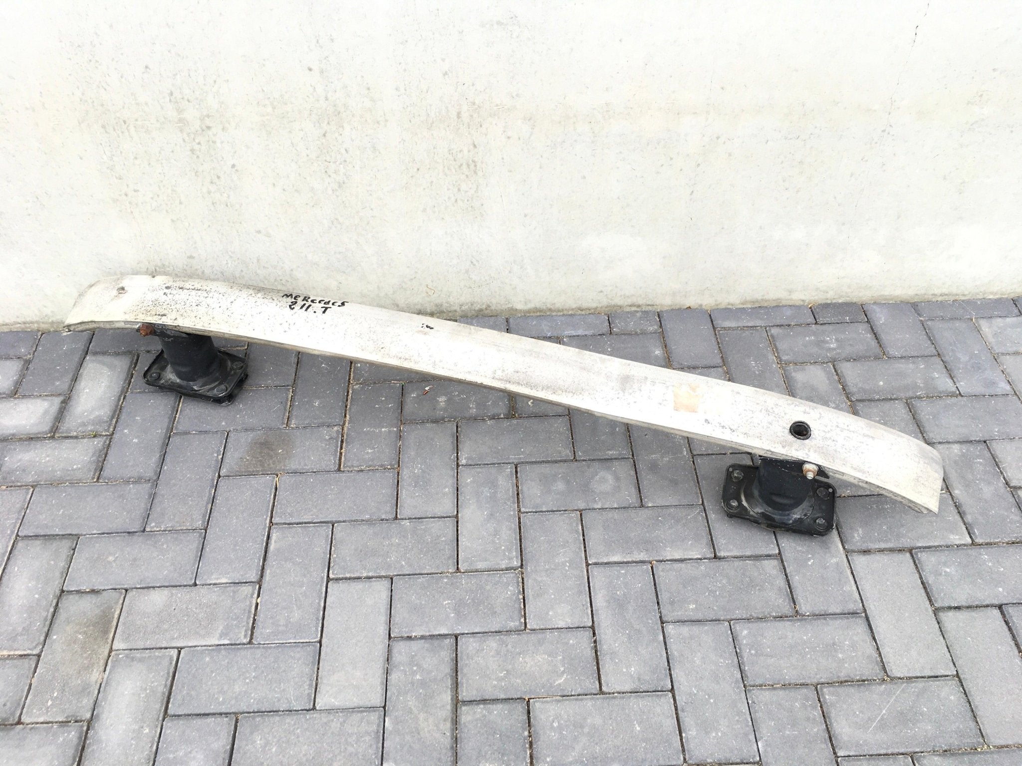 Refuerzo trasero Mercedes W211 - A2116100214