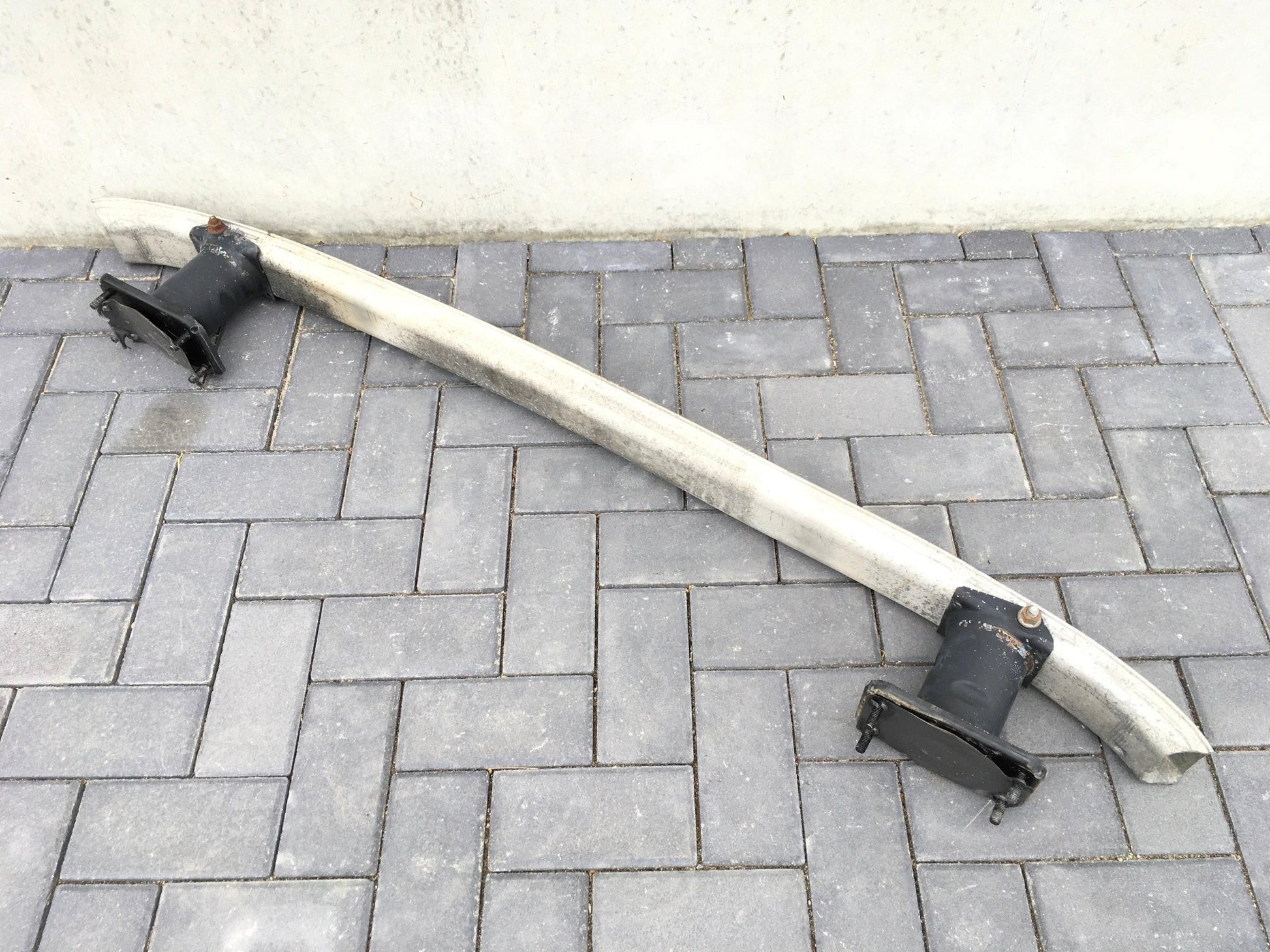 Refuerzo trasero Mercedes W211 - A2116100214