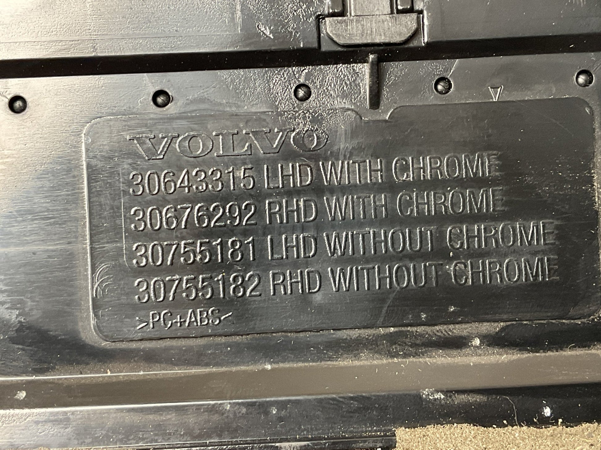 Rejilla aireadora centro Volvo 30643315 - 30643315