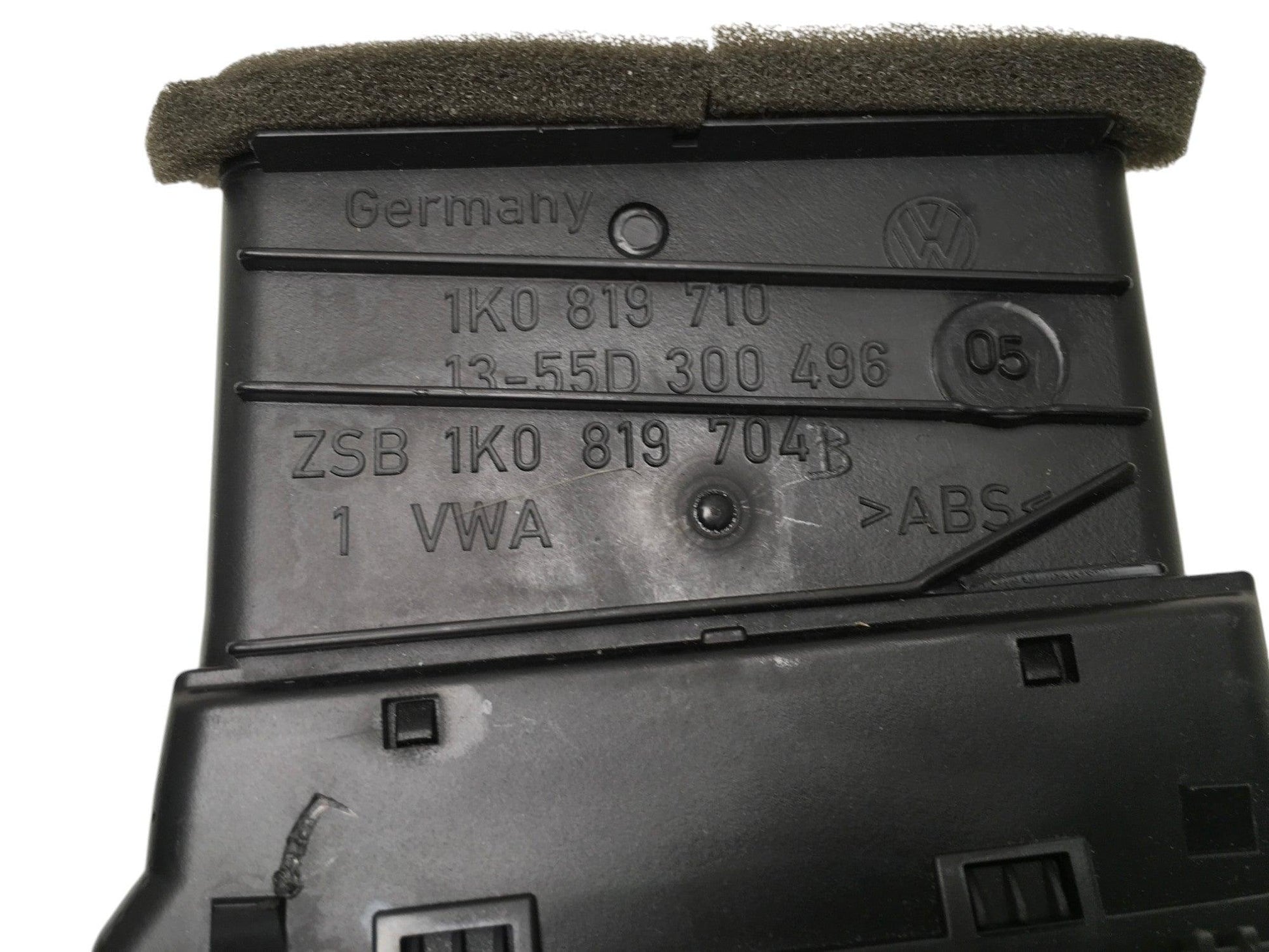 Rejilla aireadora dcha VW Golf V Jetta III - 1K0819710