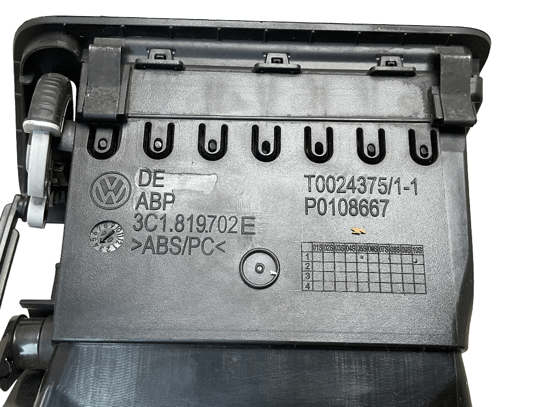 Rejilla aireadora dcho VW Passat B6 05-10 - 3C1819702