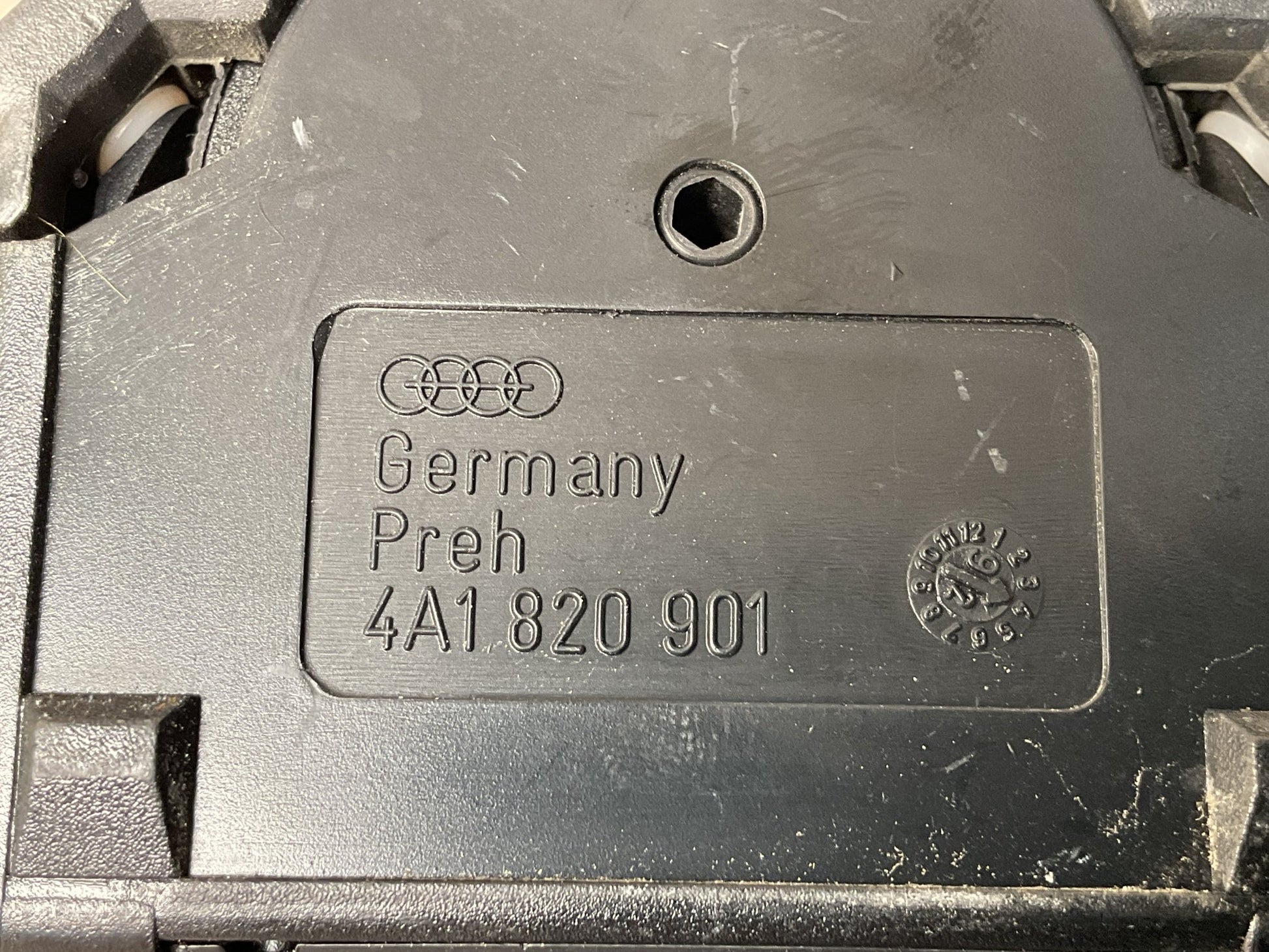 Rejilla Aireadora izq Audi 100 A6 C4 1991-1997 - 4A1820901