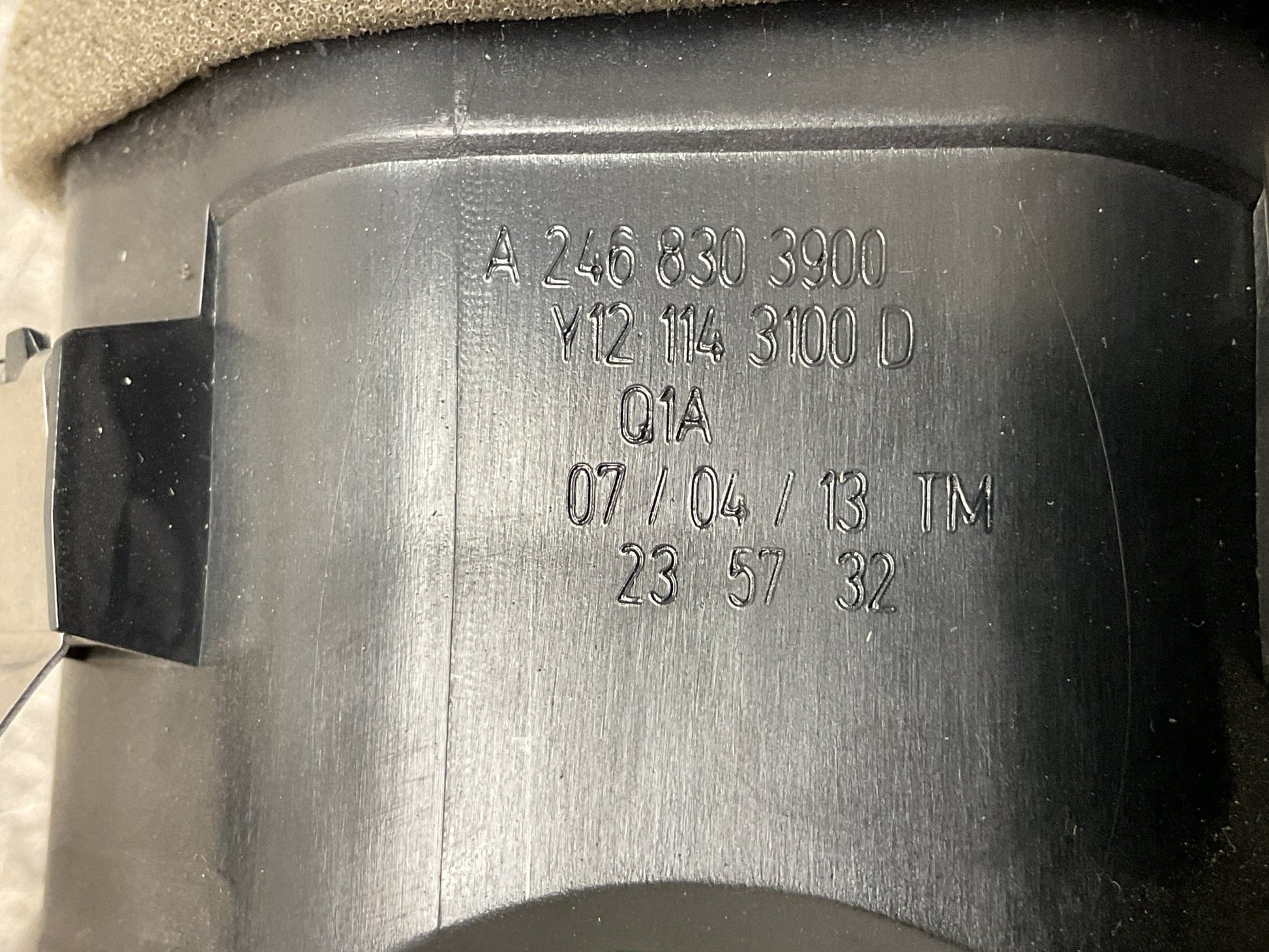 Rejilla Aireadora izq Mercedes Clase B 2011 - 2018 - A2468303900