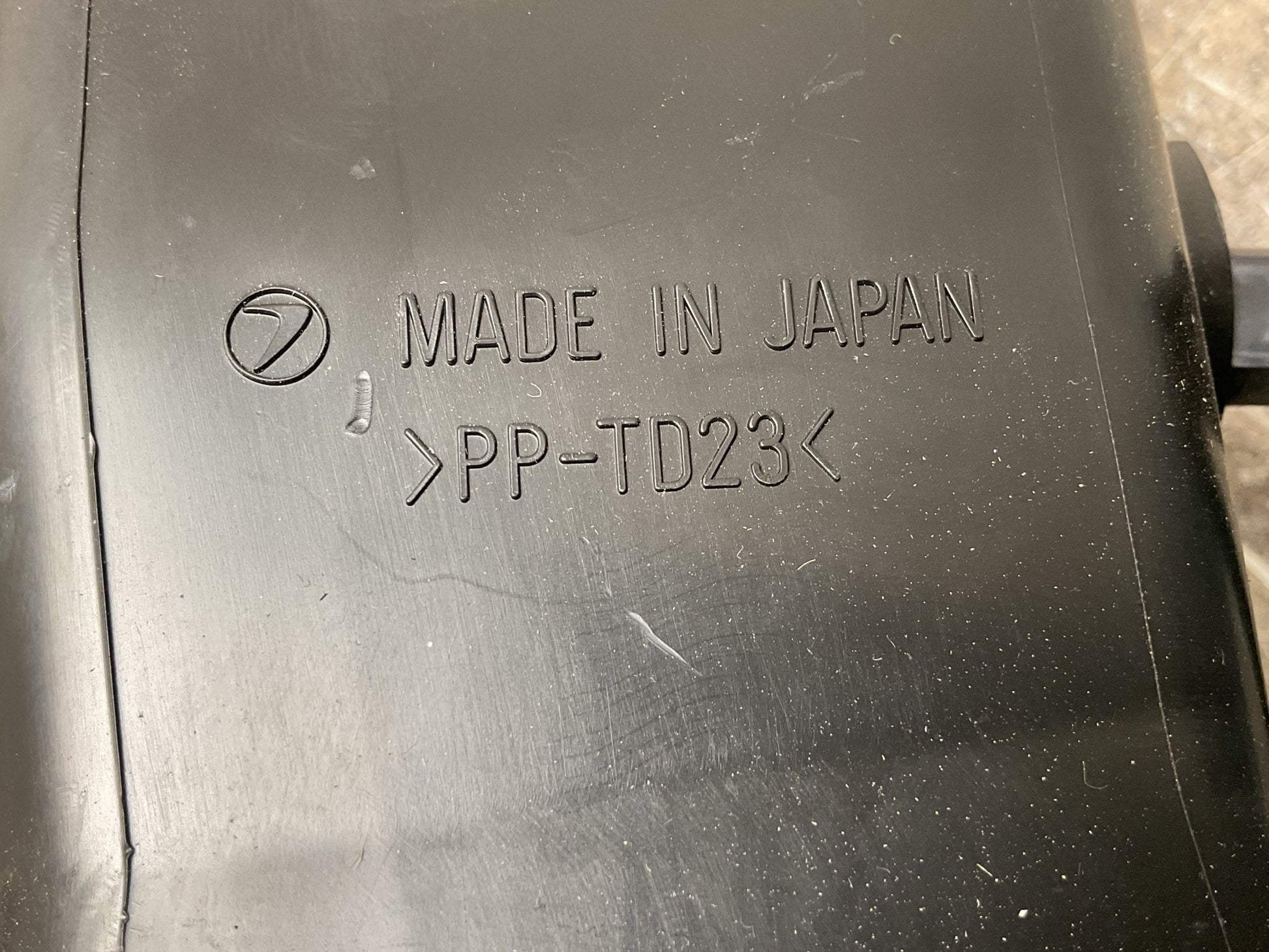 Rejilla Aireadora izq Subaru Legacy 1998-2009 - 66110AG010