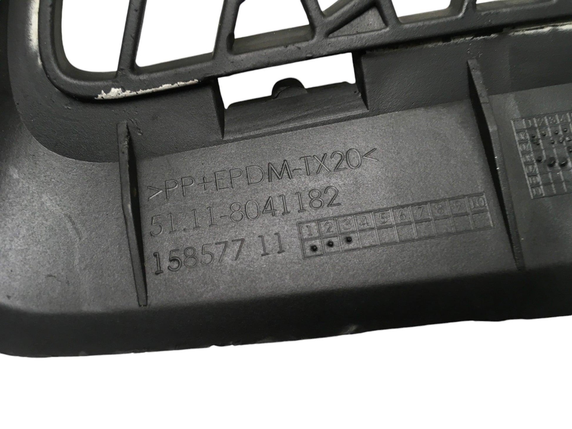 Rejilla antiniebla dcha BMW E92 Coupe - 51118041182