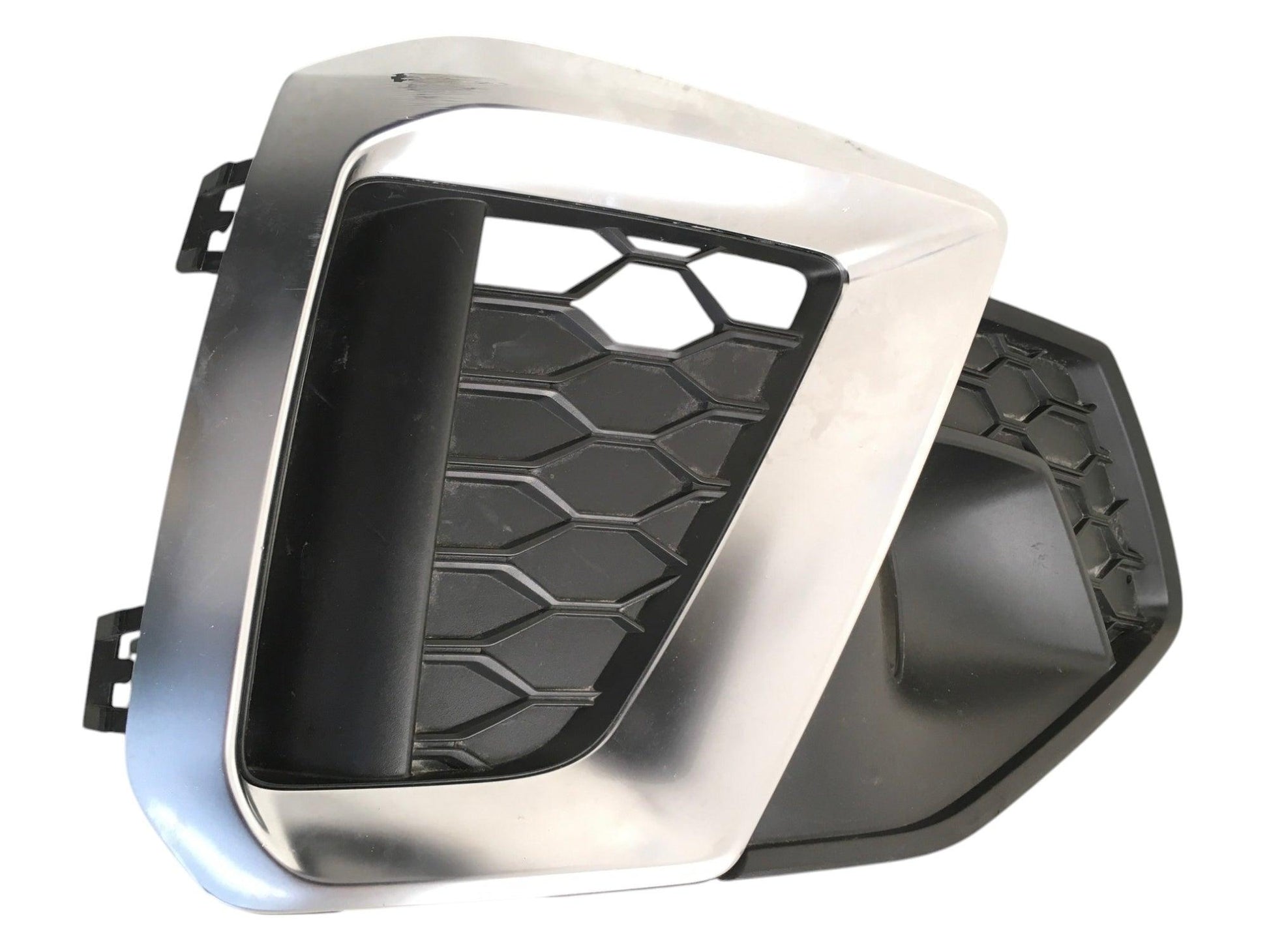 Rejilla Antiniebla dcho Audi S4 B9 Fase 2 - 8W0807682AM