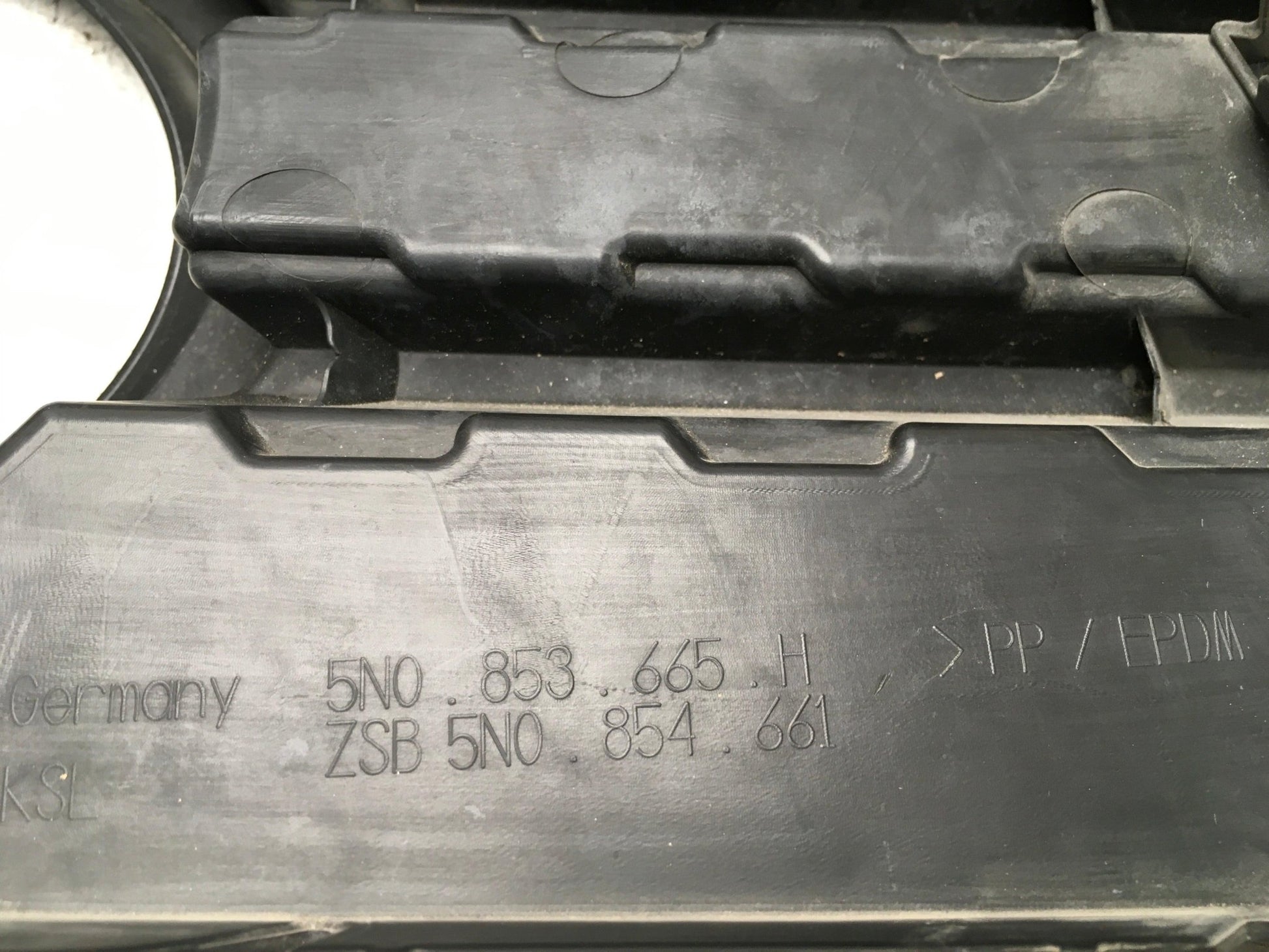 Rejilla Antiniebla dcho VW Tiguan 5N Fase 2 - 5N0853665H