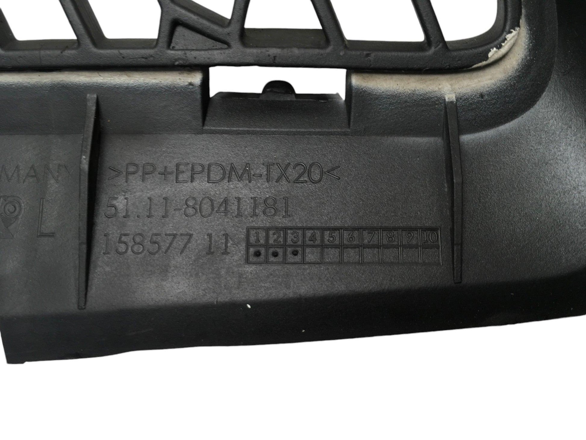 Rejilla antiniebla izq BMW E92 Coupe - 51118041181