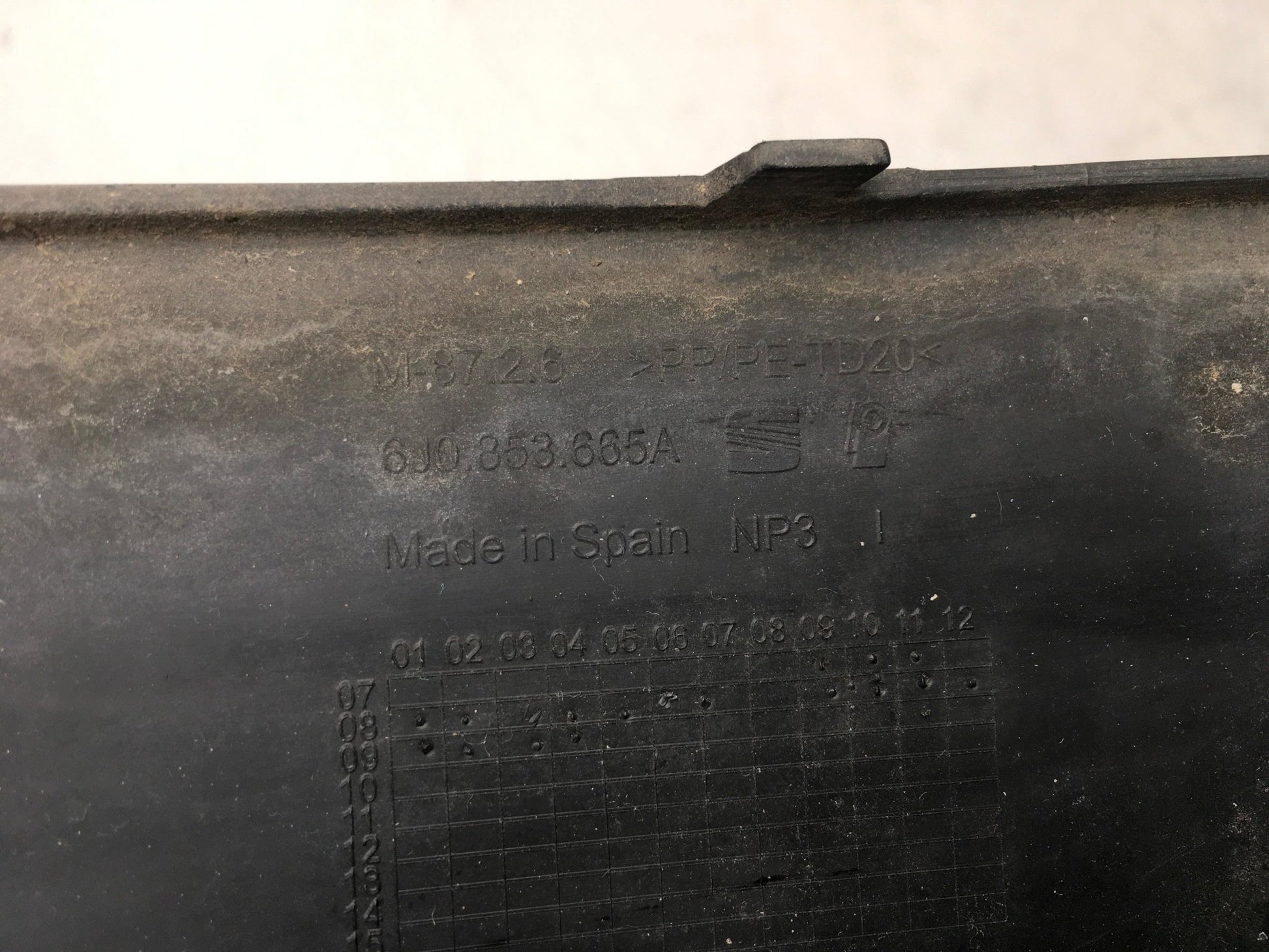 Rejilla antiniebla izquierda Seat Ibiza IV - 6J0853665A