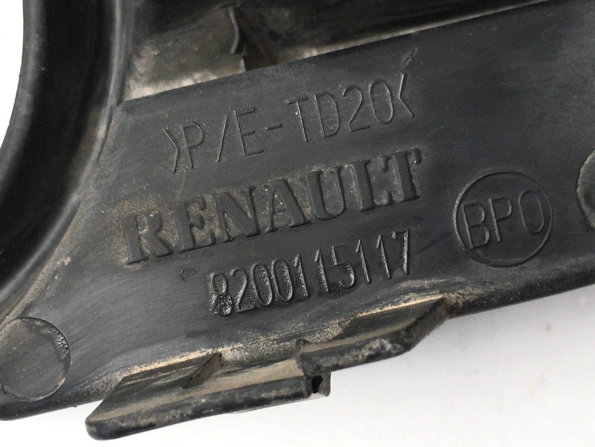 Rejilla antiniebla izquierdo Renault Megane II - 8200115117