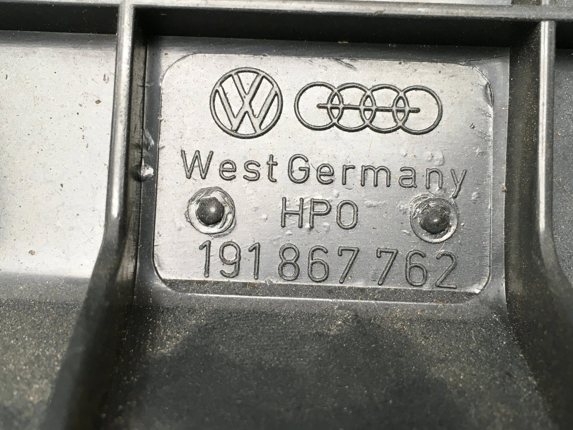 Rejilla dcha Maletero VW Golf II 19E - 191867762