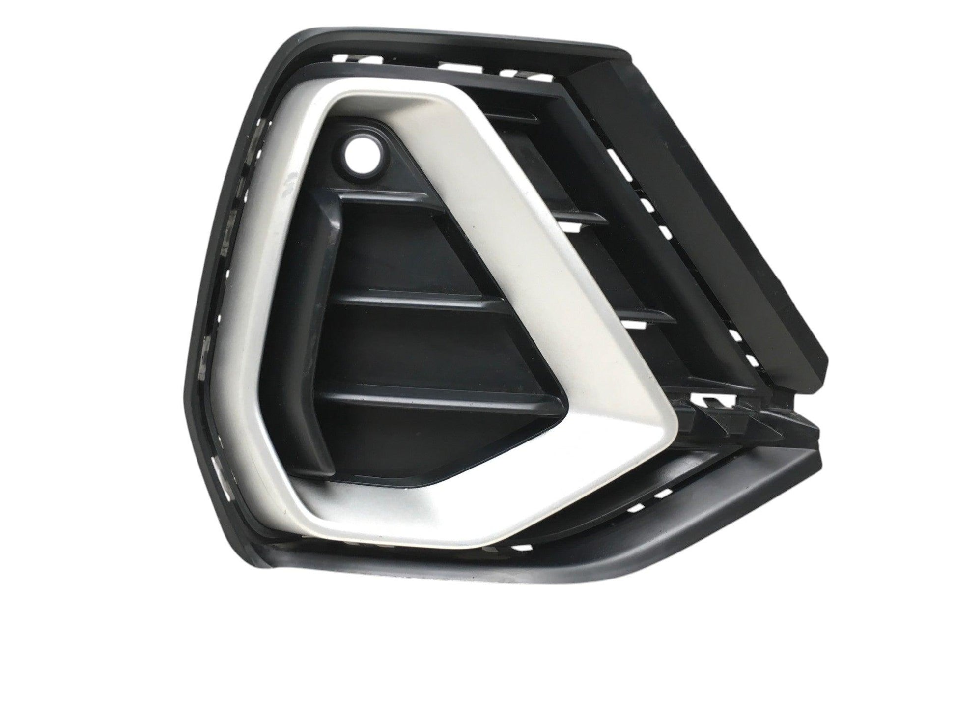 Rejilla dcha paragolpes delantero Audi Q3 F3 - 83A807682D
