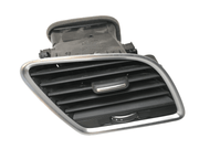 Rejilla del dcha Audi Q3 8U1820902B - 8U1820902B