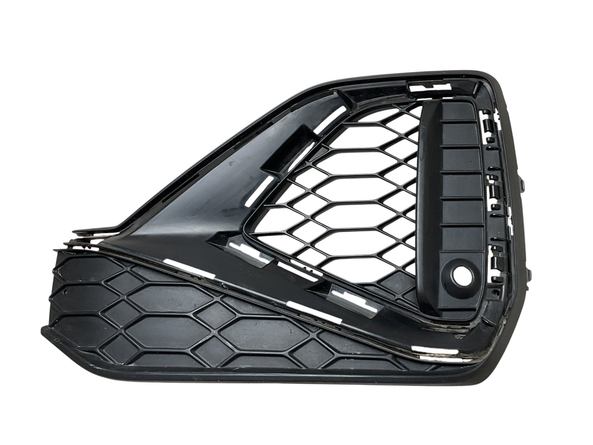 Rejilla del izq Audi Q2 2020-2025 - 81A807681Q