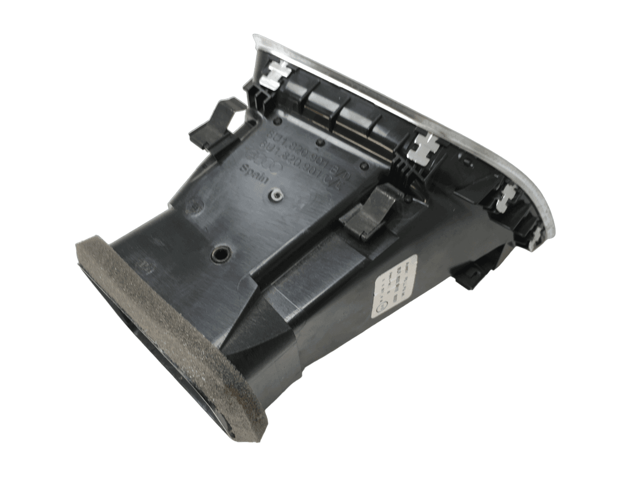 Rejilla del izq Audi Q3 8U1820901B - 8U1820901B