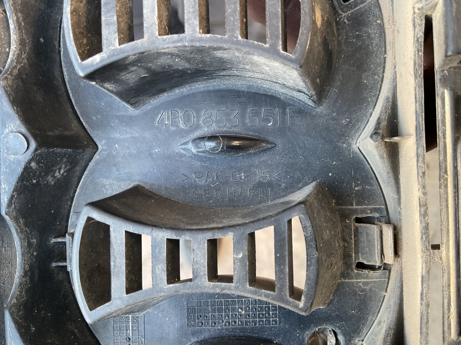 Rejilla Delantera Audi A6 C5 98-06 - 4B0853651F