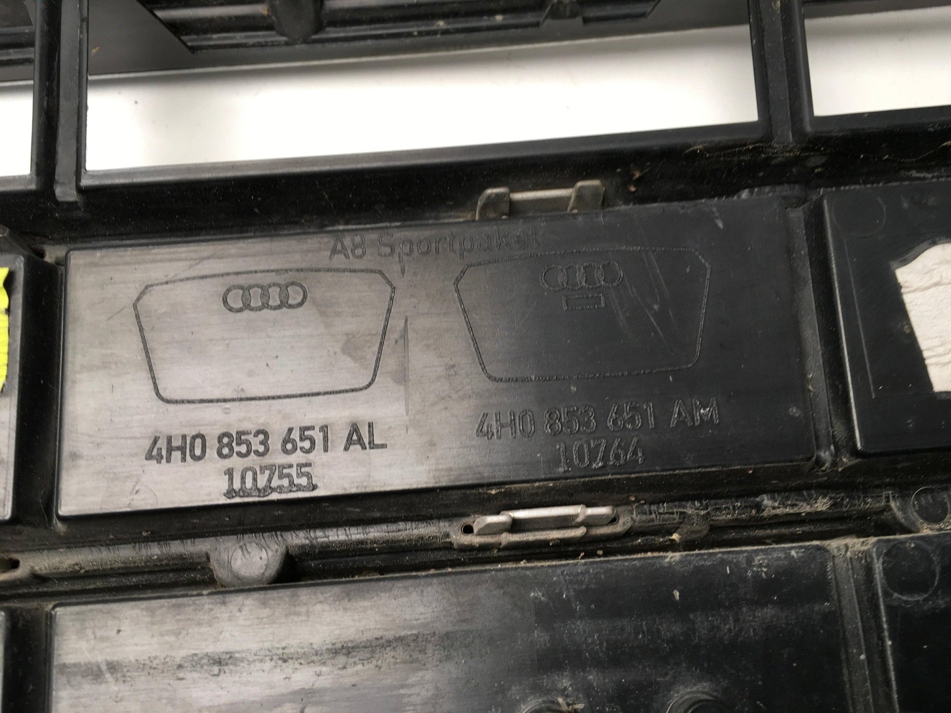 Rejilla delantera Audi A8 D4 - 4H0853651AL