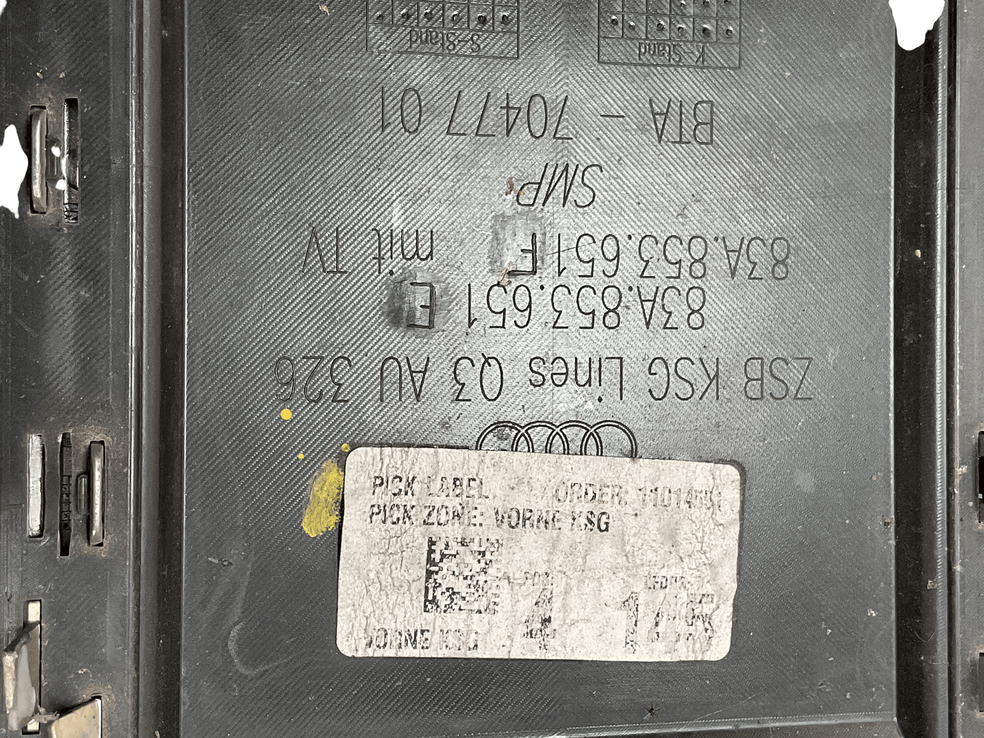 Rejilla delantera Audi Audi Q3 F3 18 - 24 - 83A853651