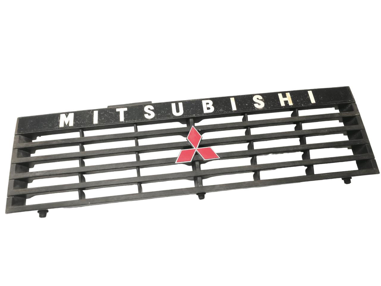 Rejilla delantera Mitsubishi Pajero I - MB831059