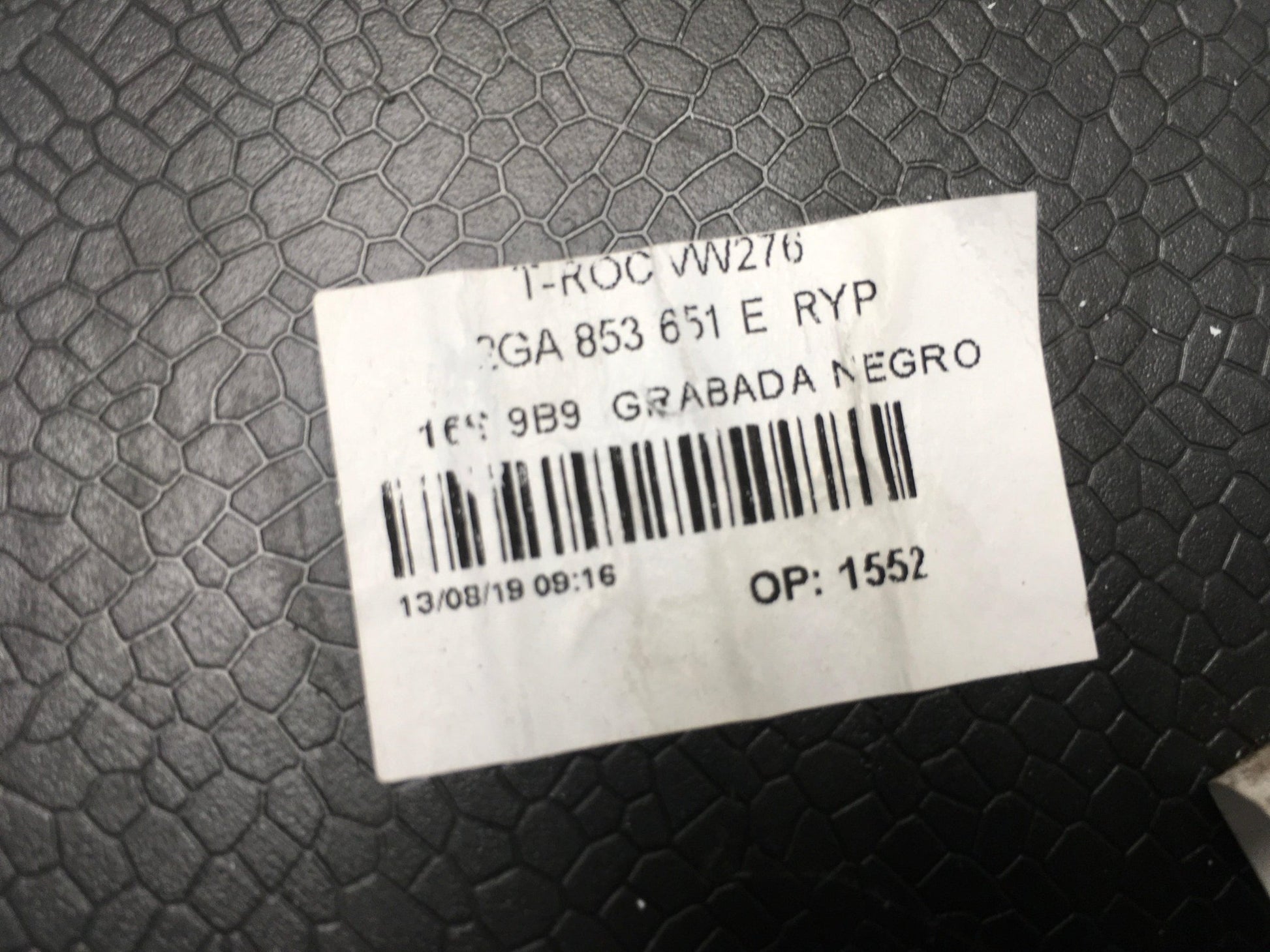 Rejilla delantera VW T-Roc 2GA853651E - 2GA853651E