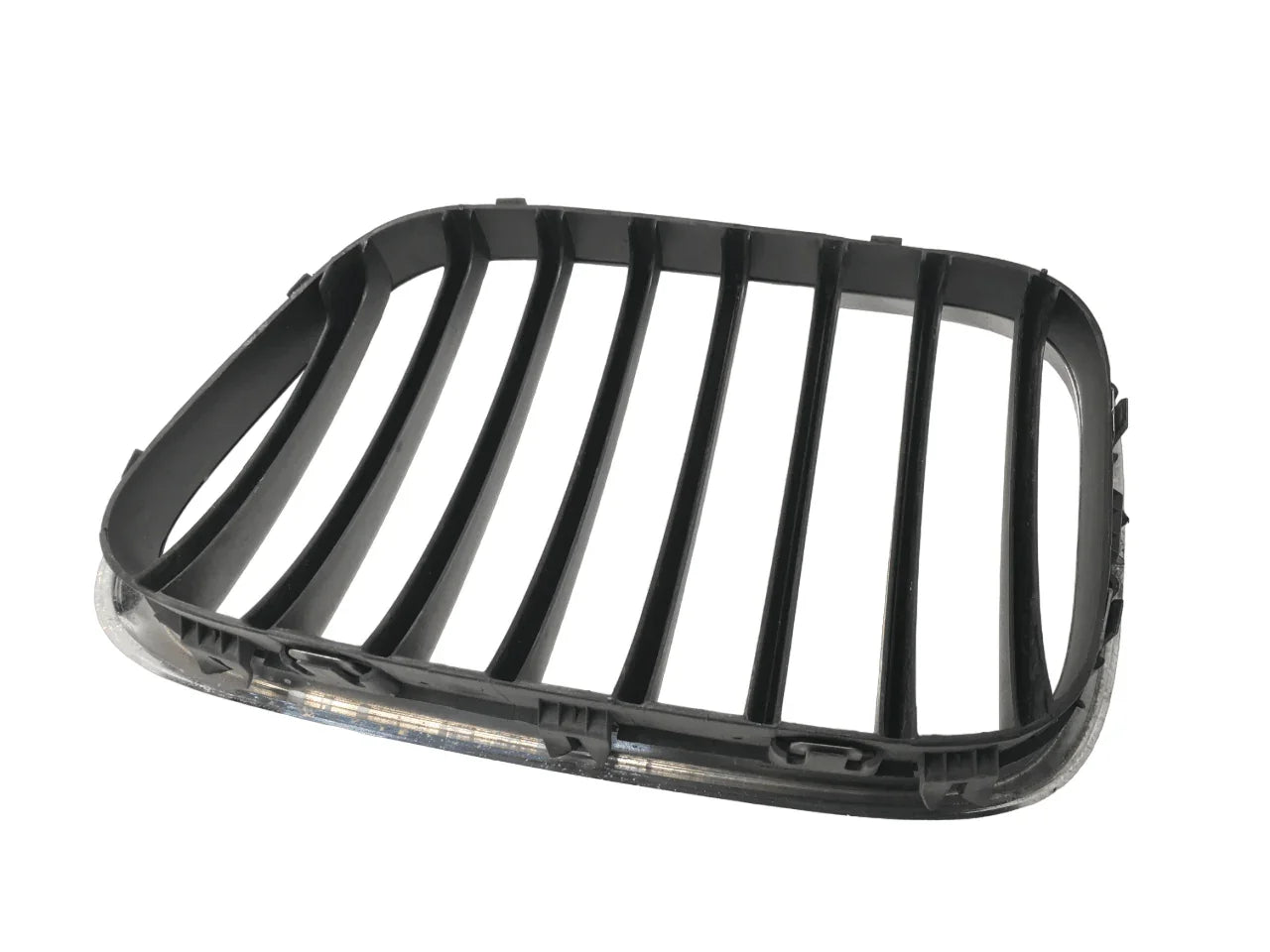 Rejilla derecha capo BMW X5 E53