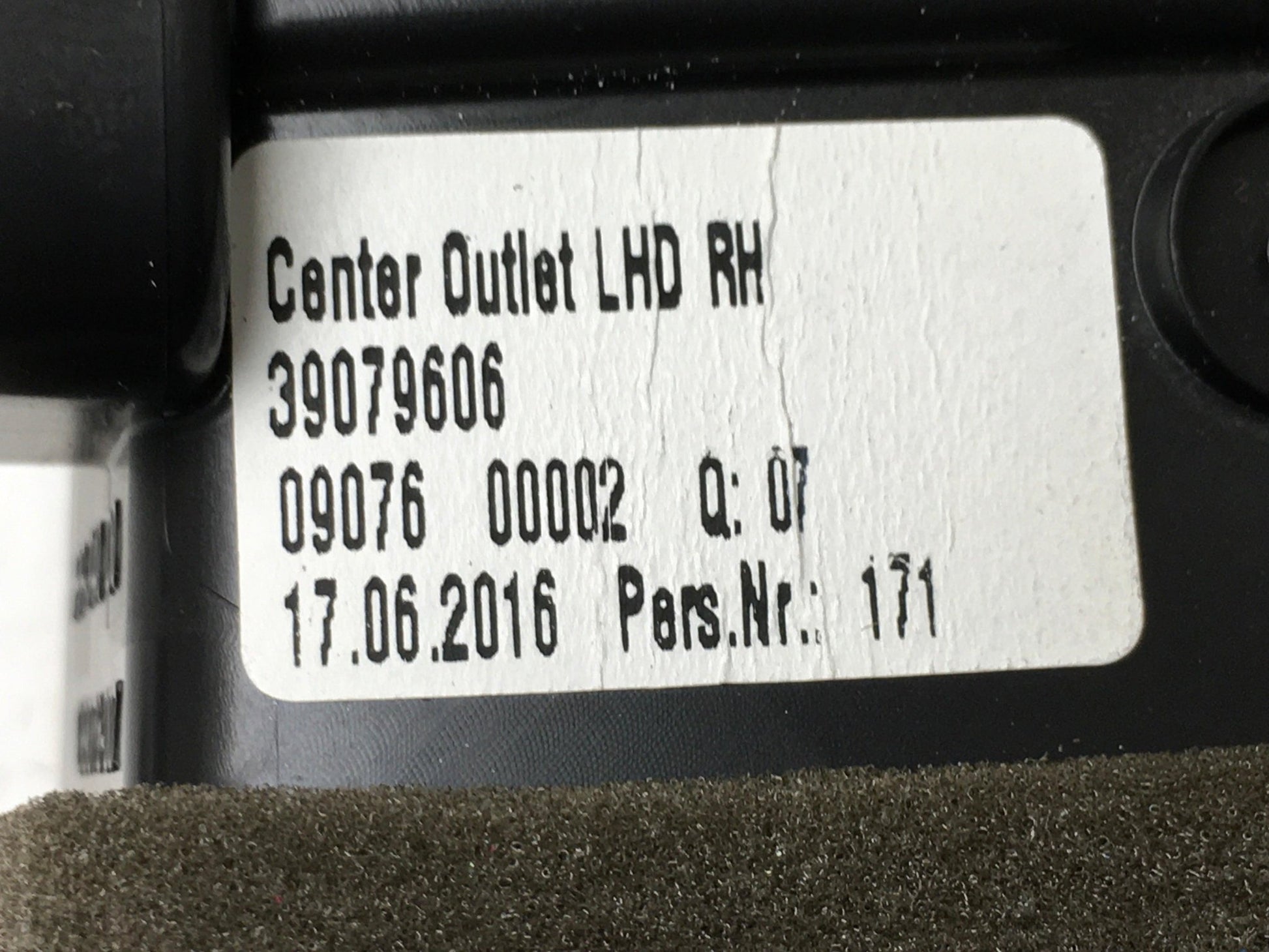 Rejilla derecha Opel Astra K - 39079606