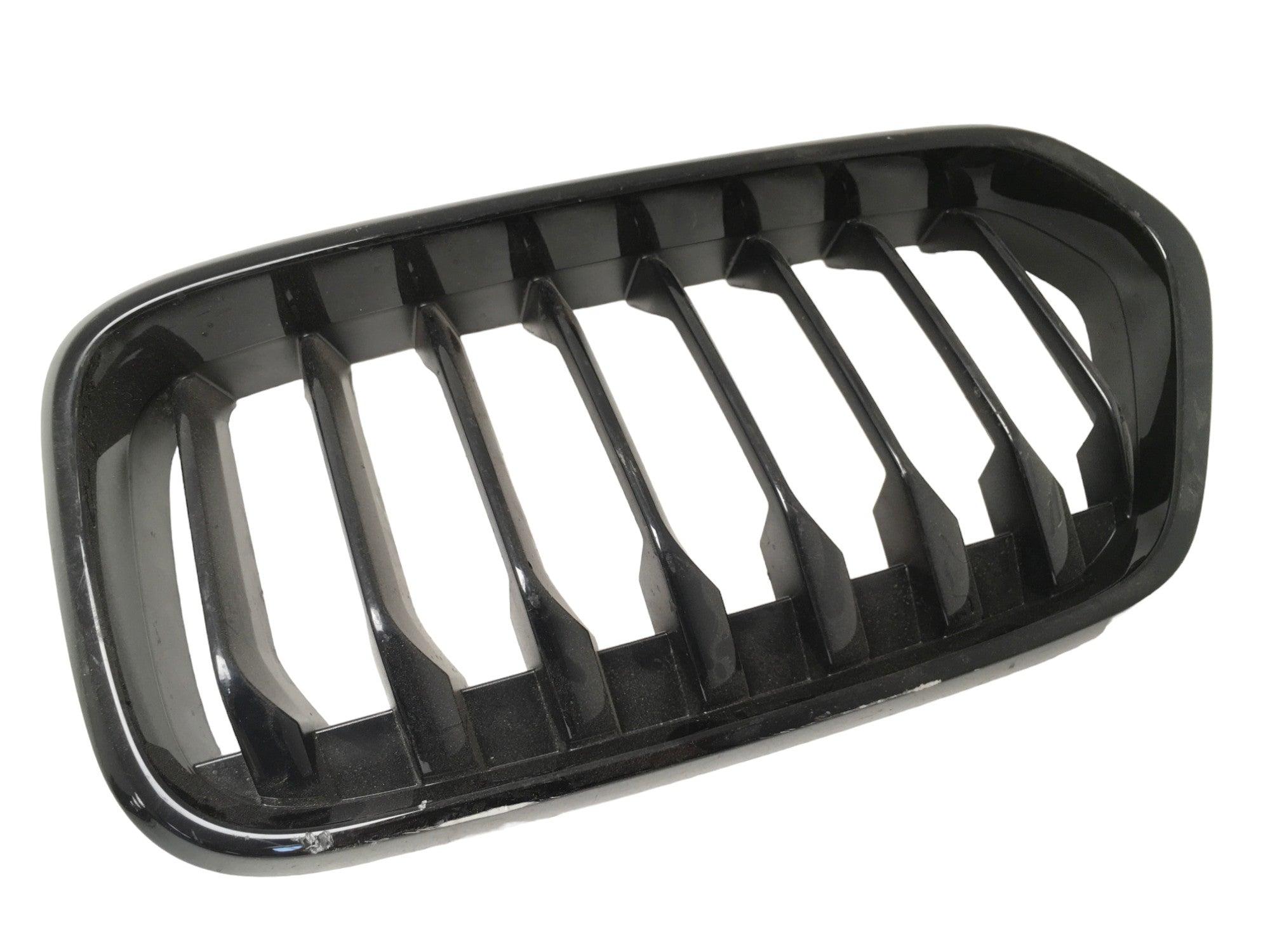 Rejilla derecha Radiador BMW F39 - 7424778