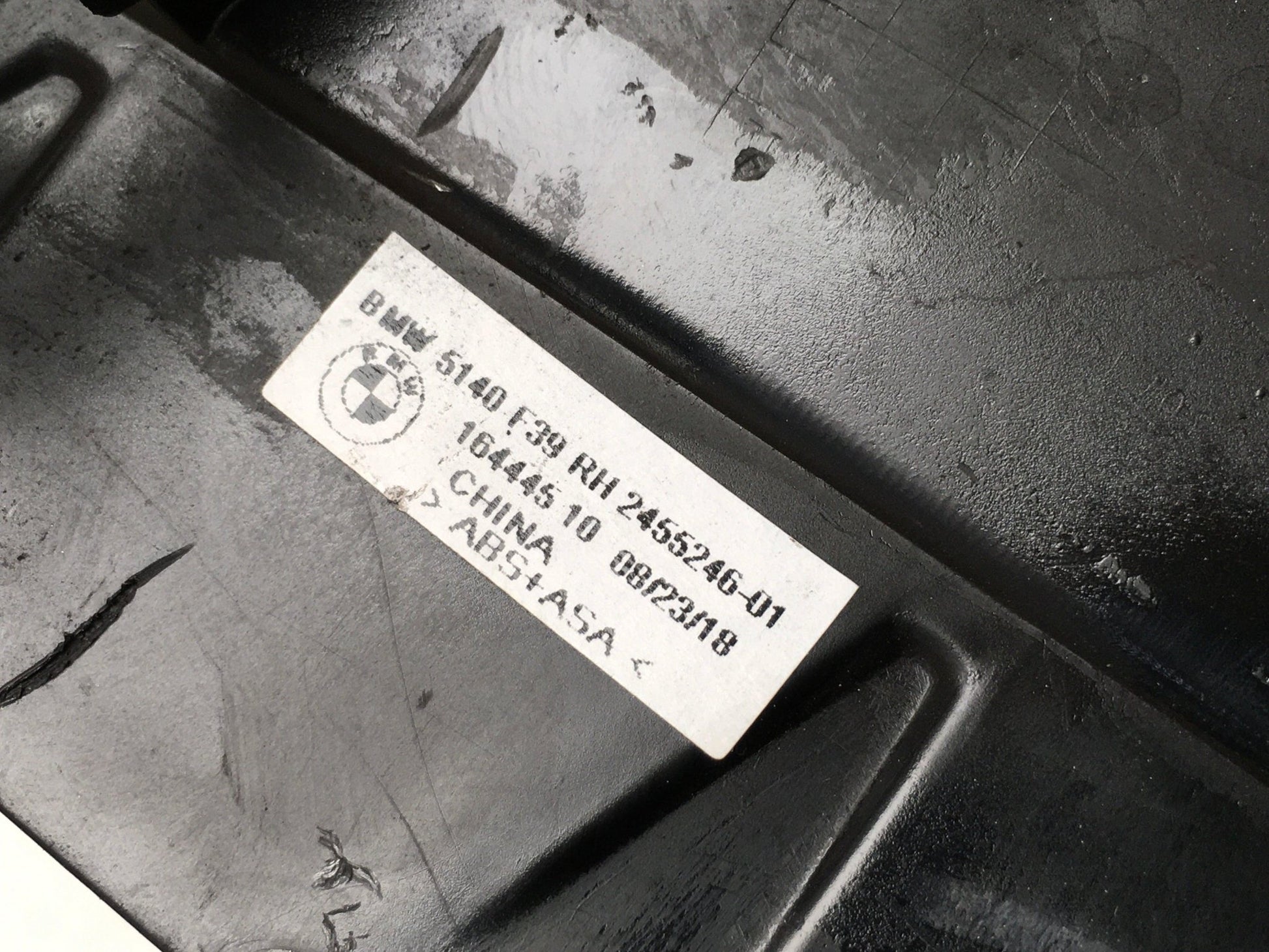 Rejilla derecha Radiador BMW F39 - 7424778