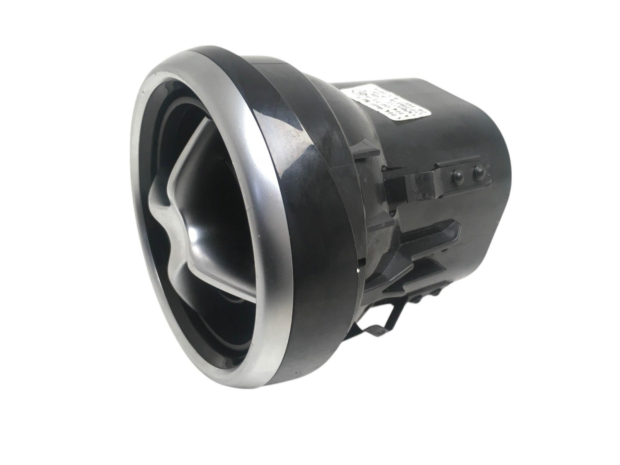 Rejilla Exterior izq Mercedes X204 - A2048307754