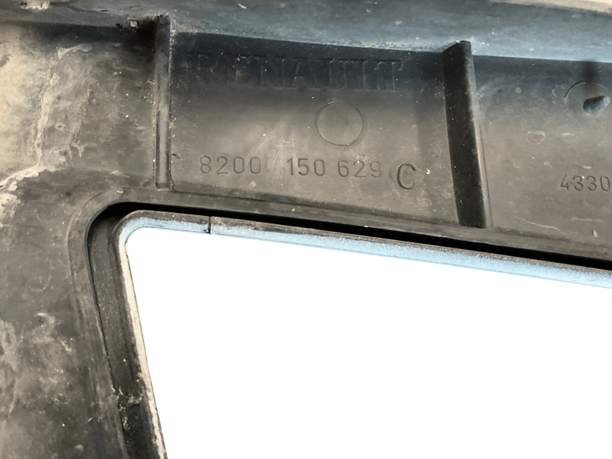 Rejilla frontal Renault Kangoo 03-08 - 8200150629