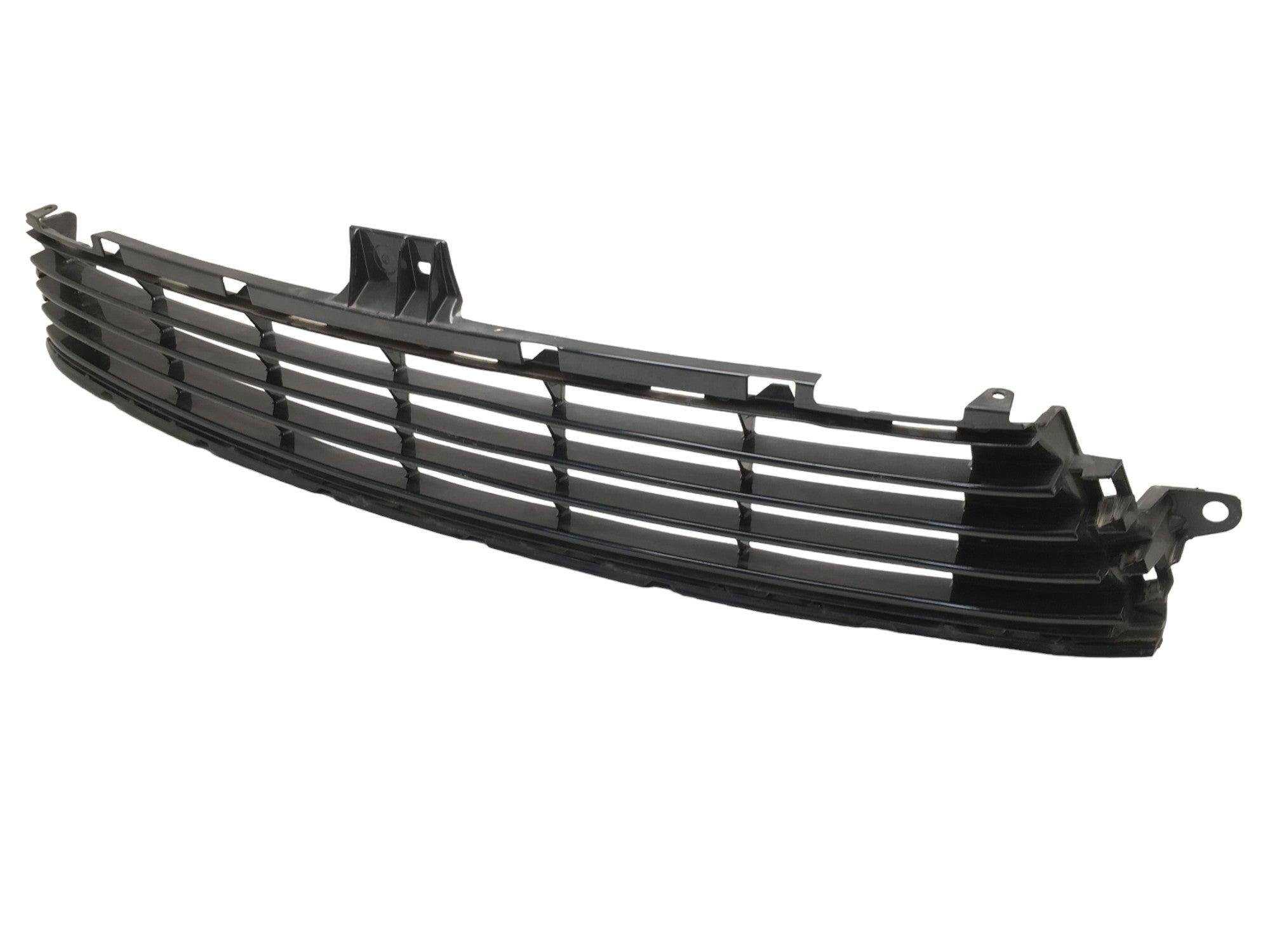 Rejilla inferior paragolpes Toyota Auris E180 - 5311202670