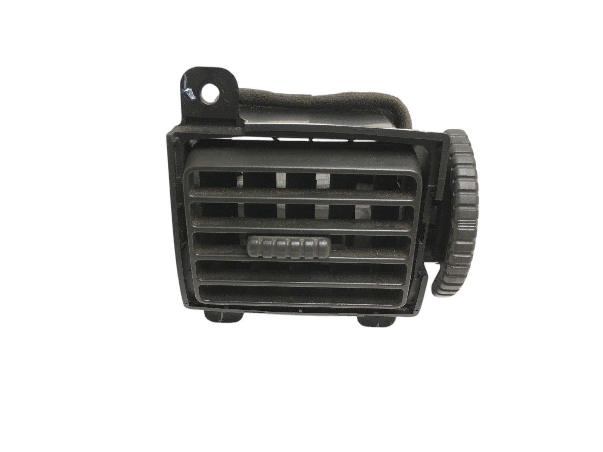 Rejilla izq Nissan X-Trail T30 - 68761EQ000