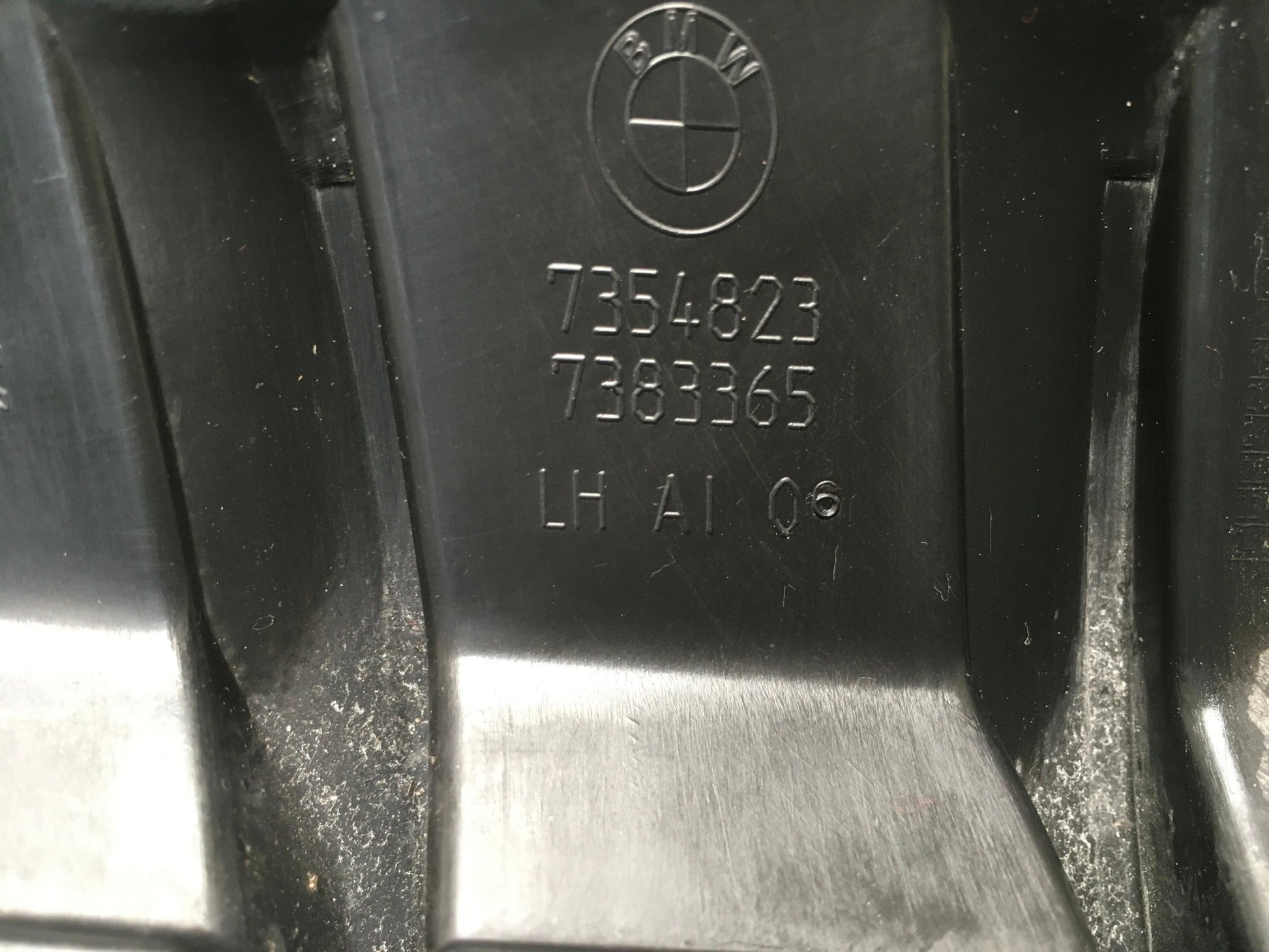 Rejilla izq Radiador BMW X1 F48 - 7354823