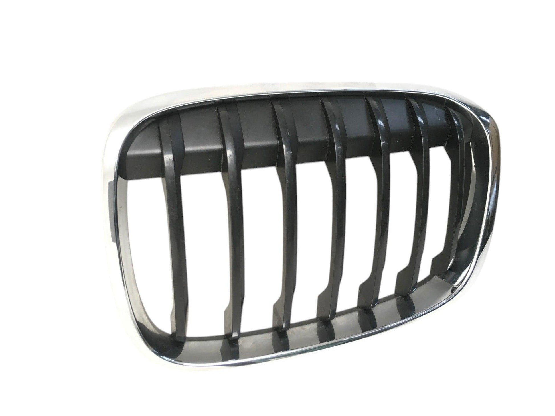 Rejilla izq Radiador BMW X1 F48 - 7354823