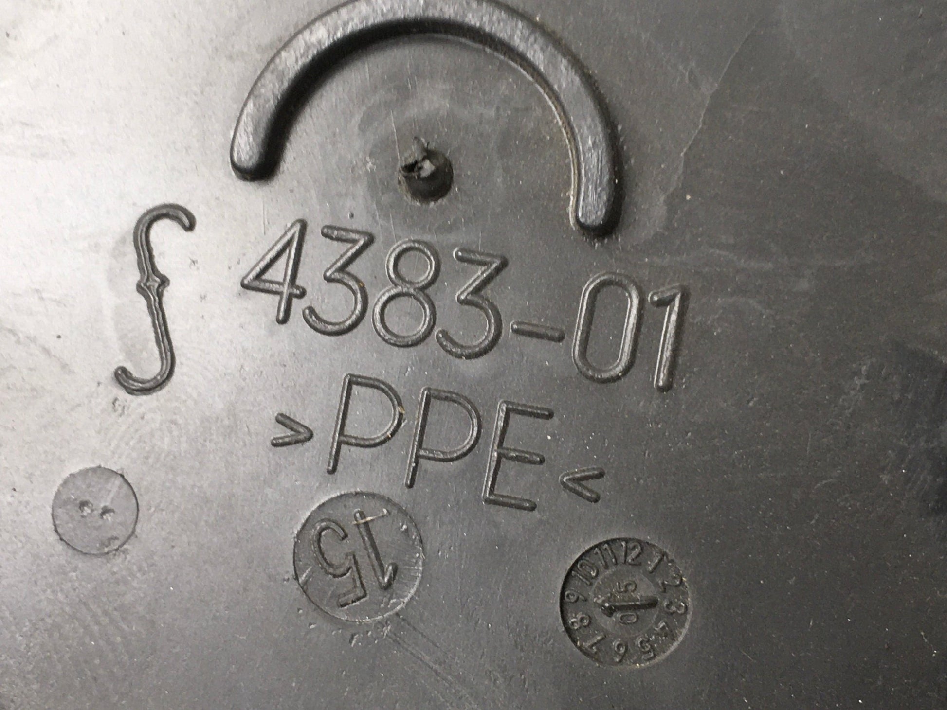 Rejilla izquierda Audi A4 B7 - 8E0820901F