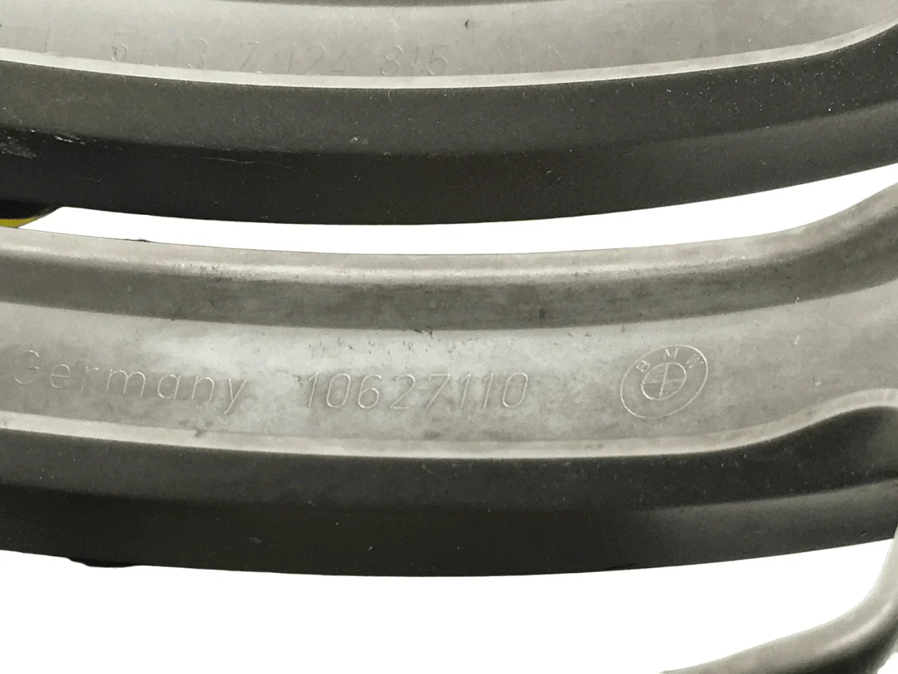 Rejilla izquierda capo BMW X5 E53