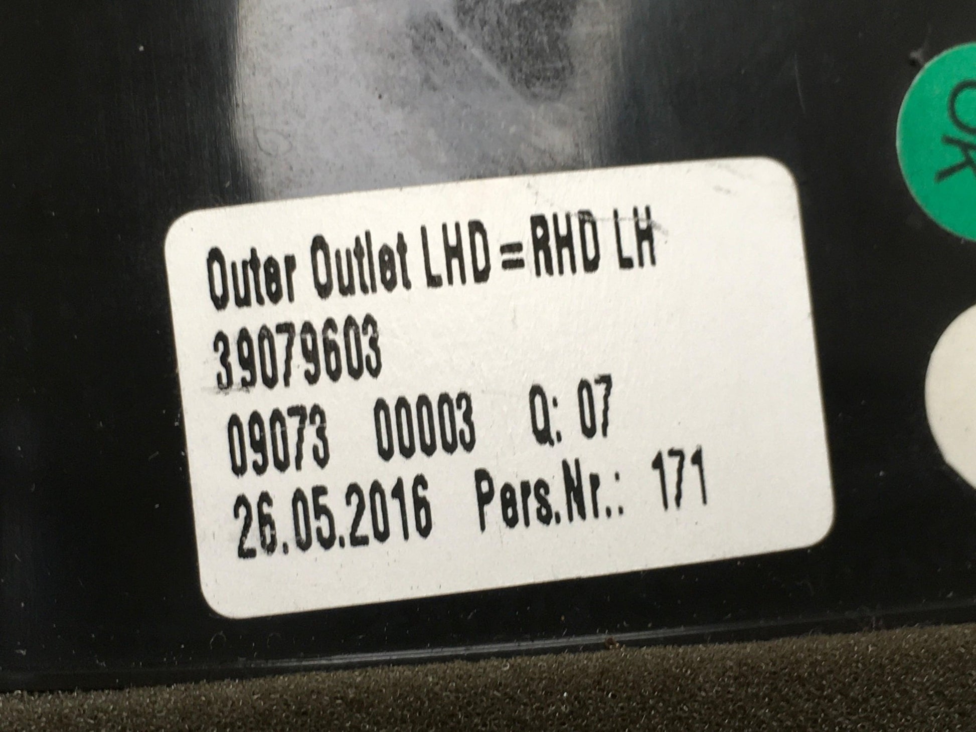 Rejilla izquierda Opel Astra K - 39079603