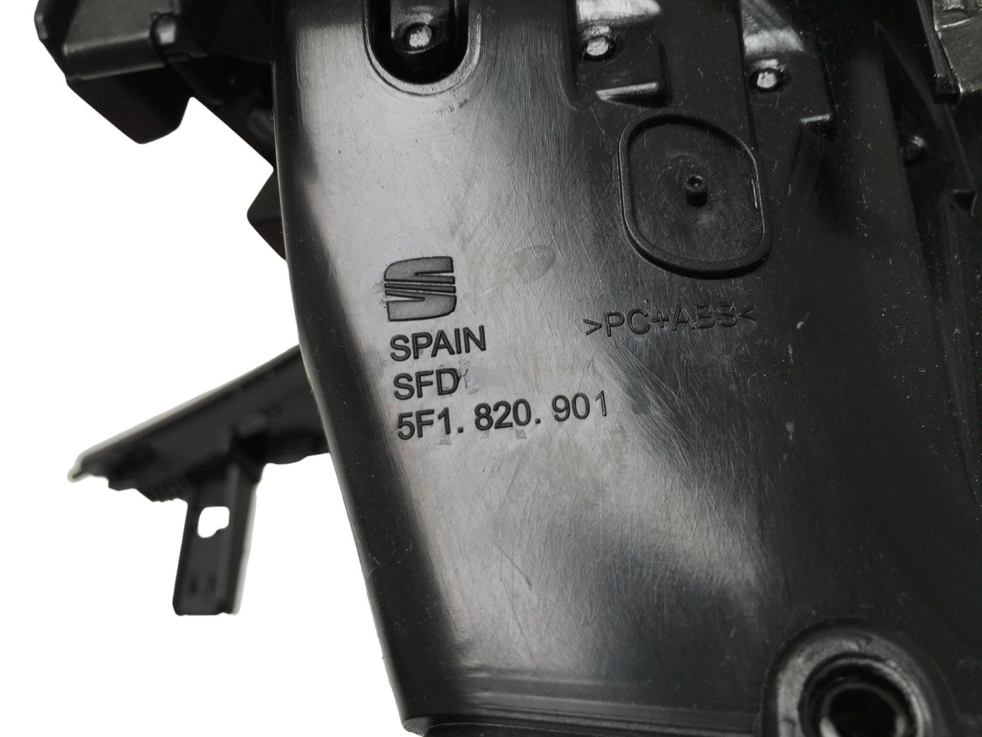 Rejilla izquierda Seat Leon III - 5F1820901