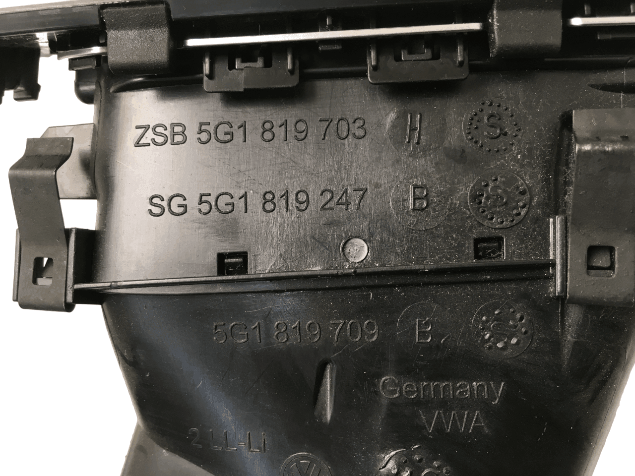 Rejilla izquierda tablero VW Golf VII - 5G1819247