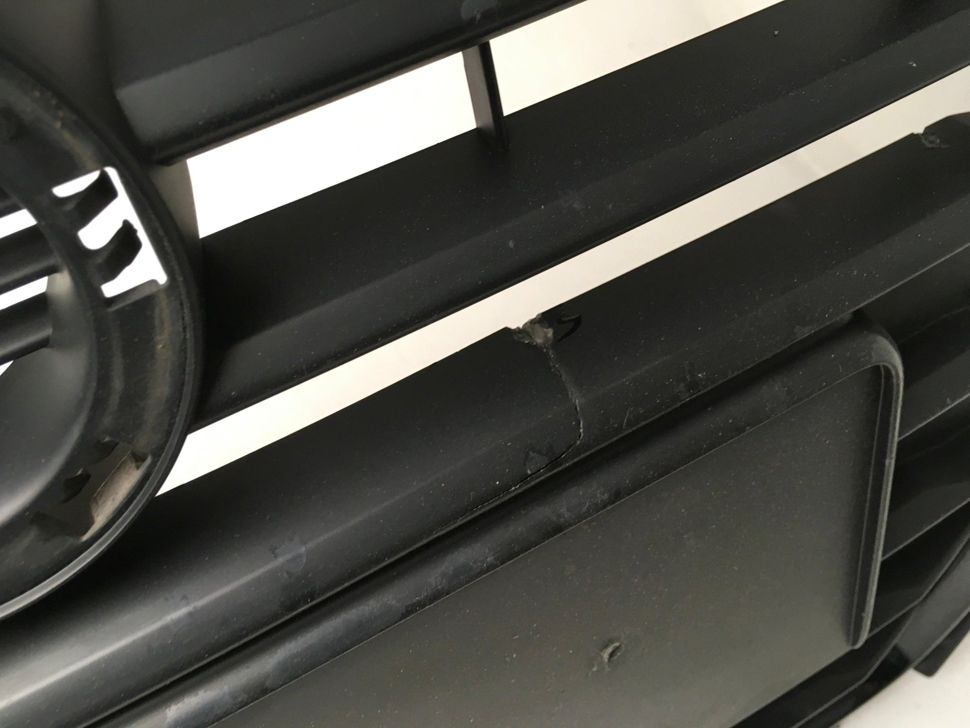 Rejilla radiador Audi A1 8XA - 8XA853651B_