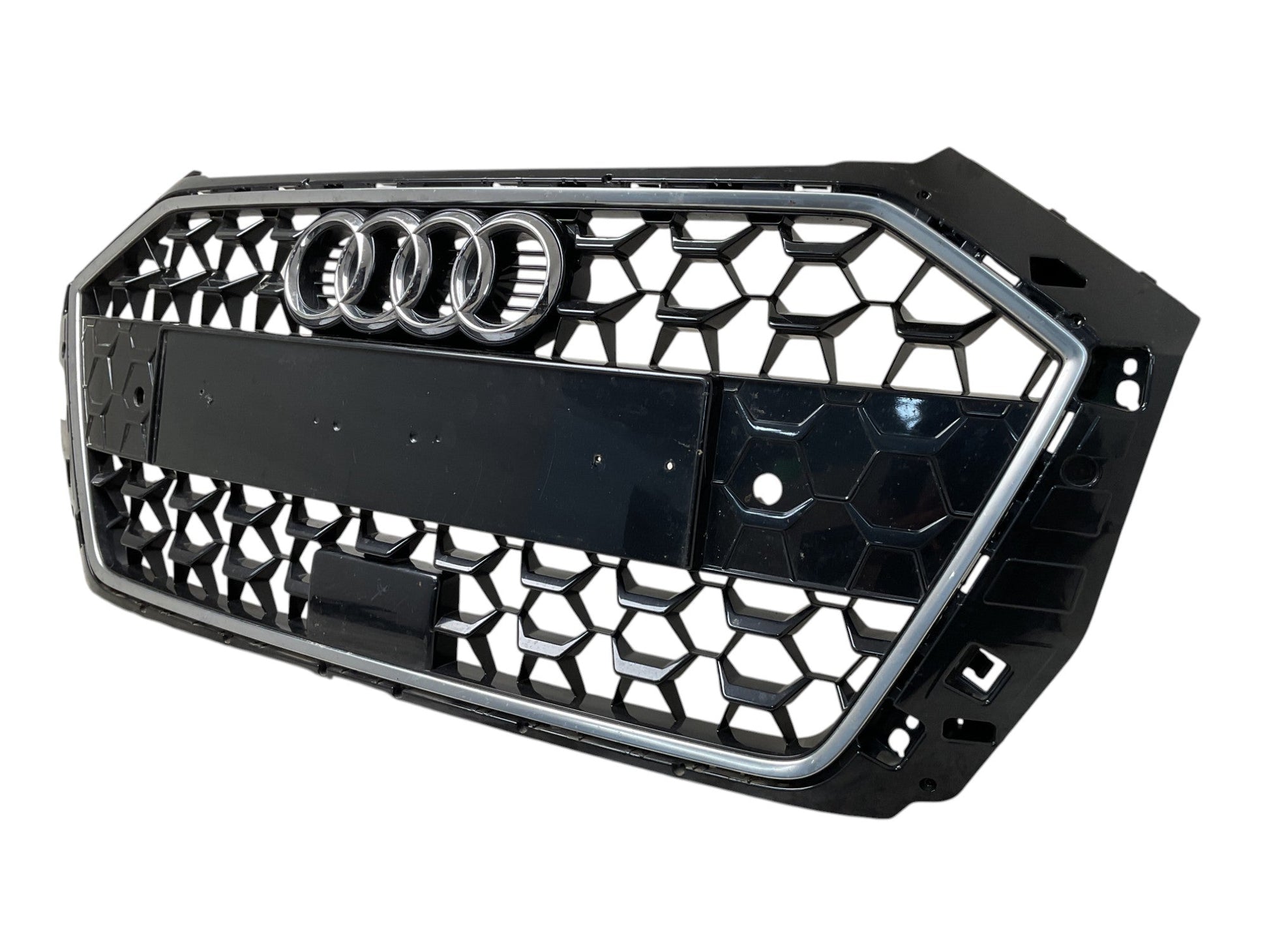 Rejilla radiador Audi A1 GBA - 82A853651B _