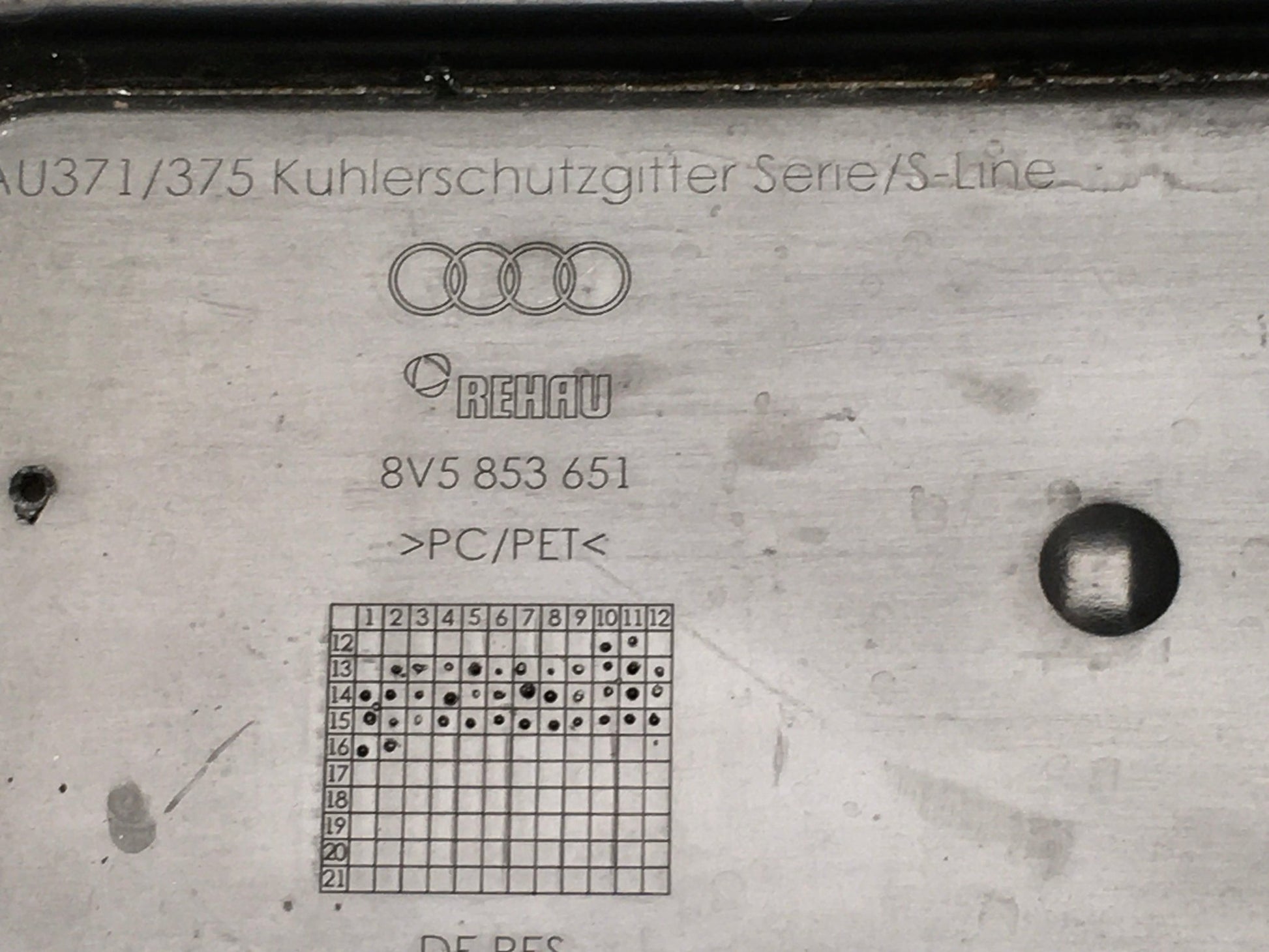 Rejilla Radiador Audi A3 8V - 8V5853651_