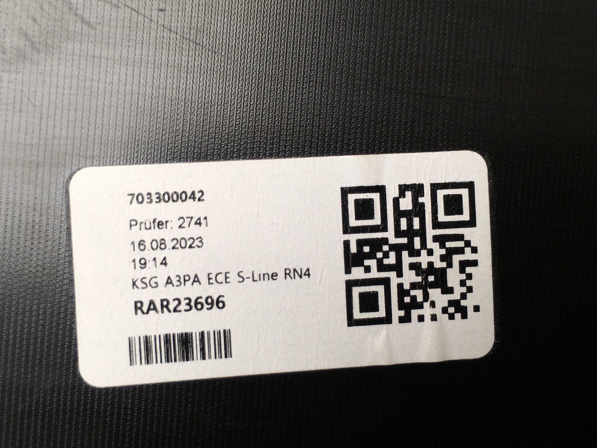 Rejilla Radiador Audi A3 8VF - 8V3853651AA _